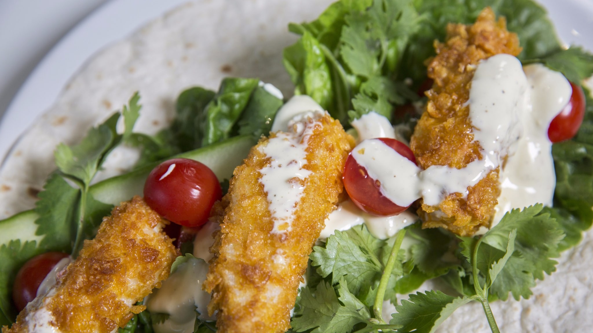«Enkle hverdagsretter» Fiskepinner i wraps