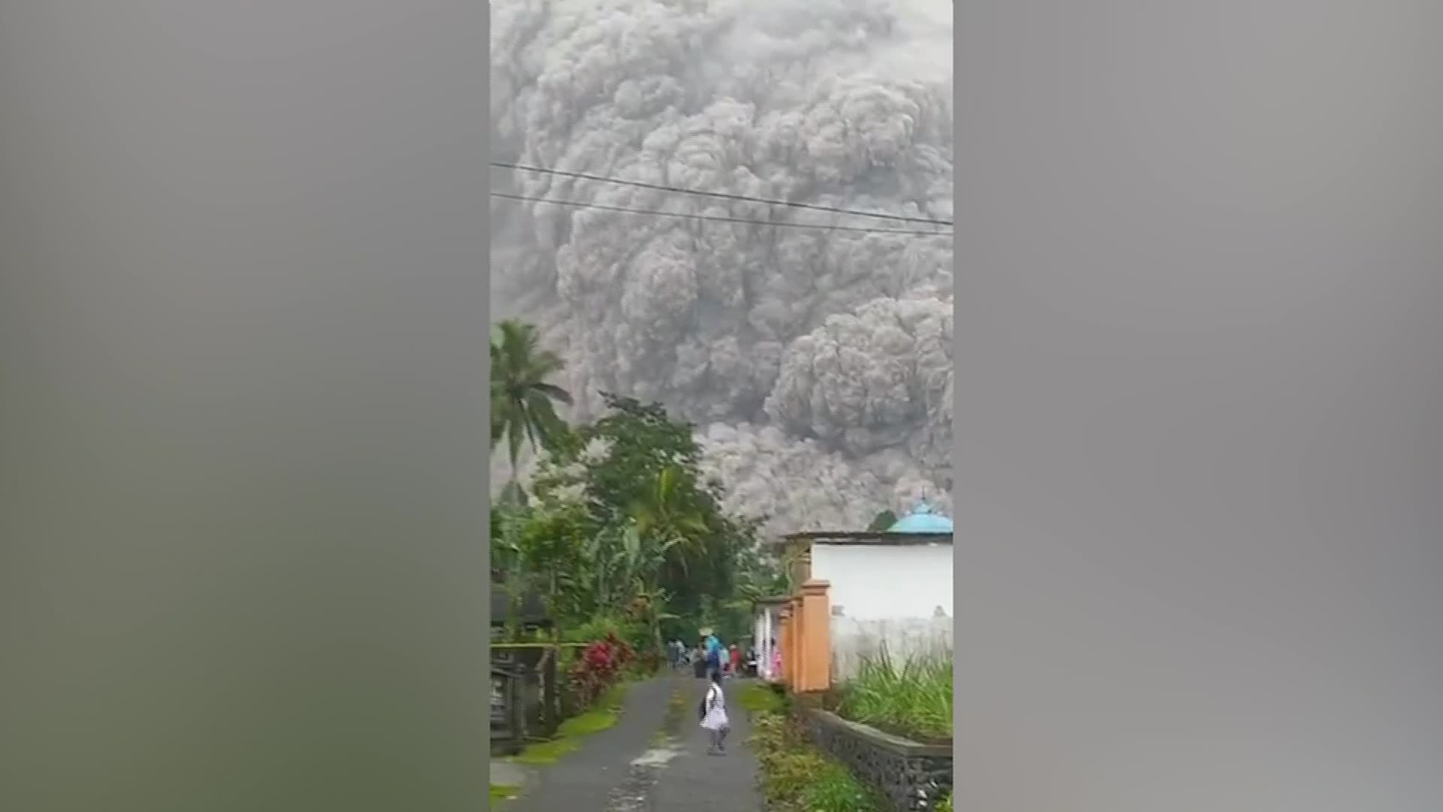 People fled volcanic eruptions in Indonesia