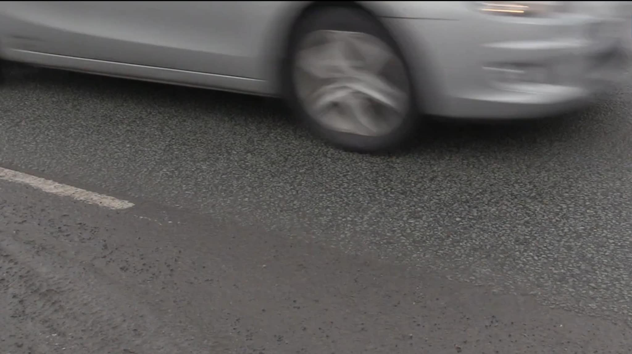 – Har du skiftet dekk bør du enten la bilen stå eller skifte tilbake