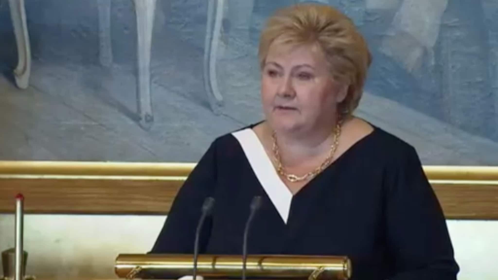 Her ber Solberg Stortinget om avskjed