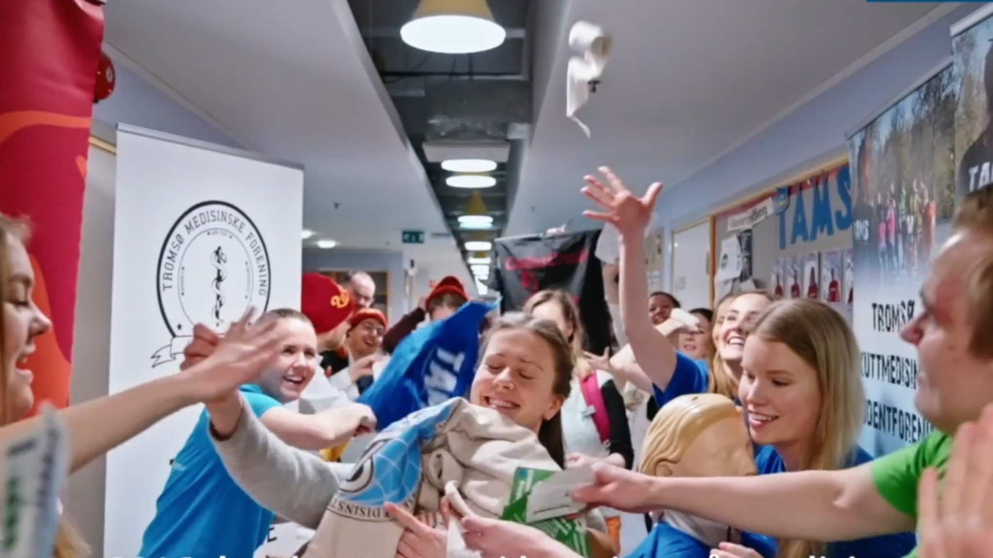Her er medisin-studentenes avskjedsvideo