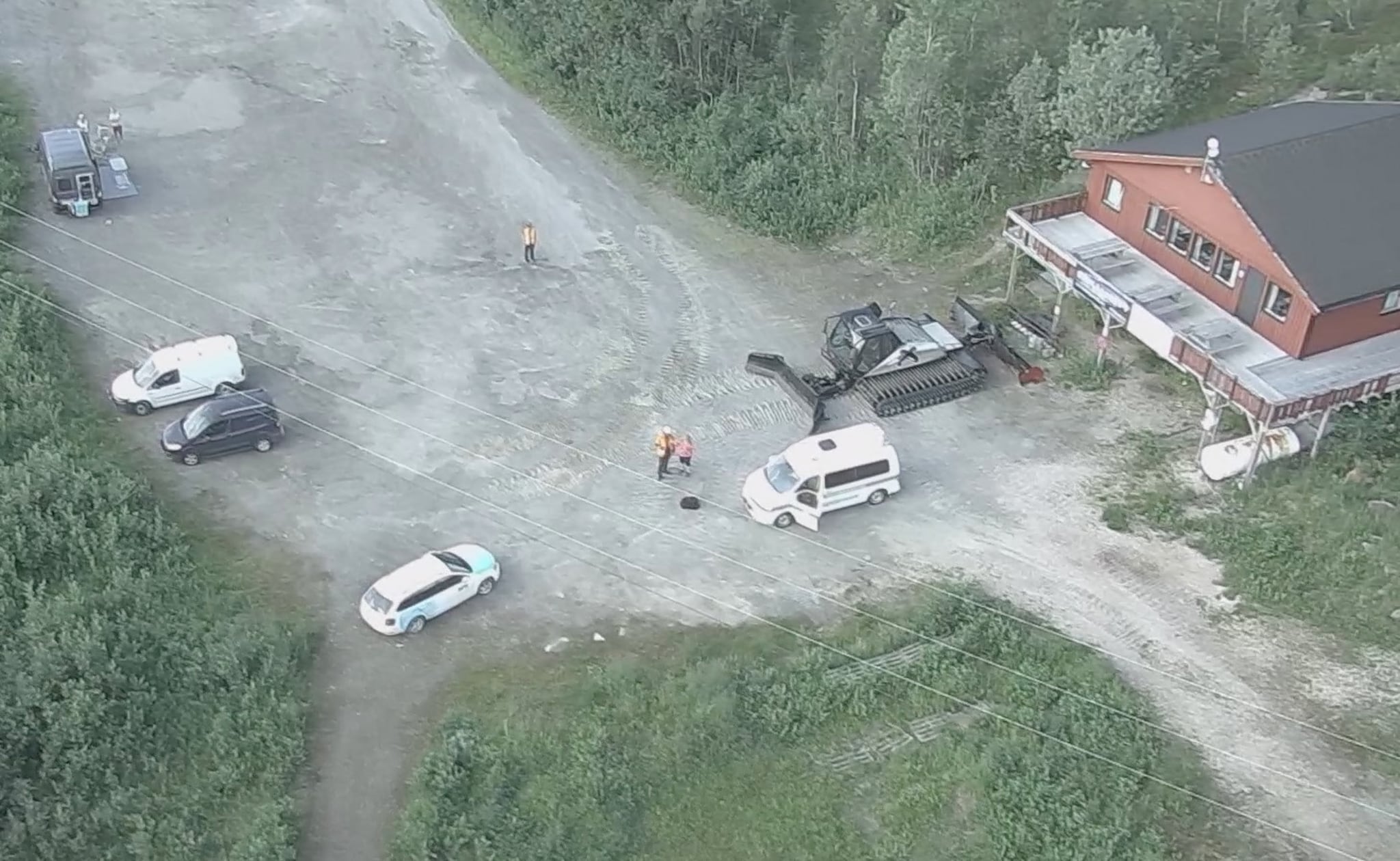 Tester ut drone med både kamera og skredsøkerutstyr
