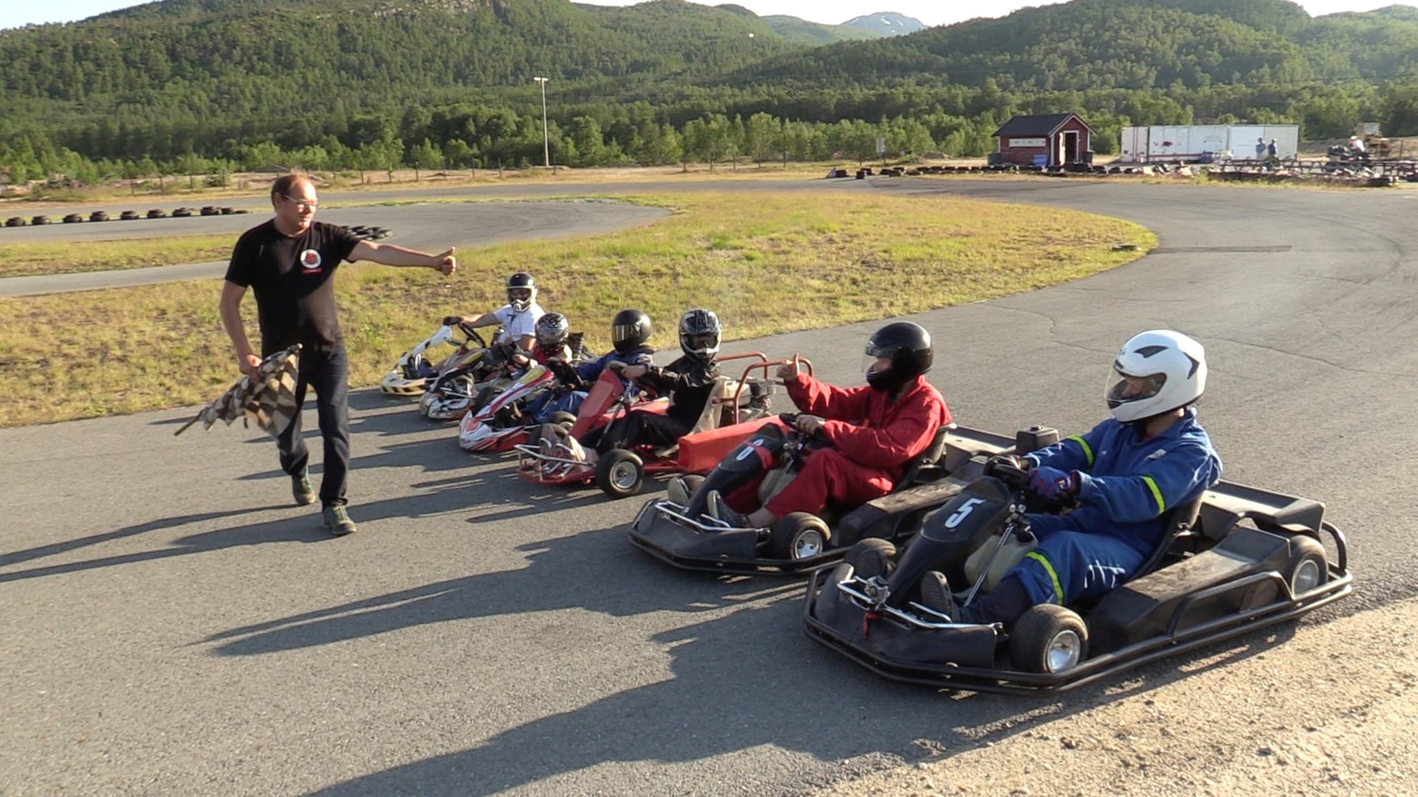 Full fart på gokartbanen!