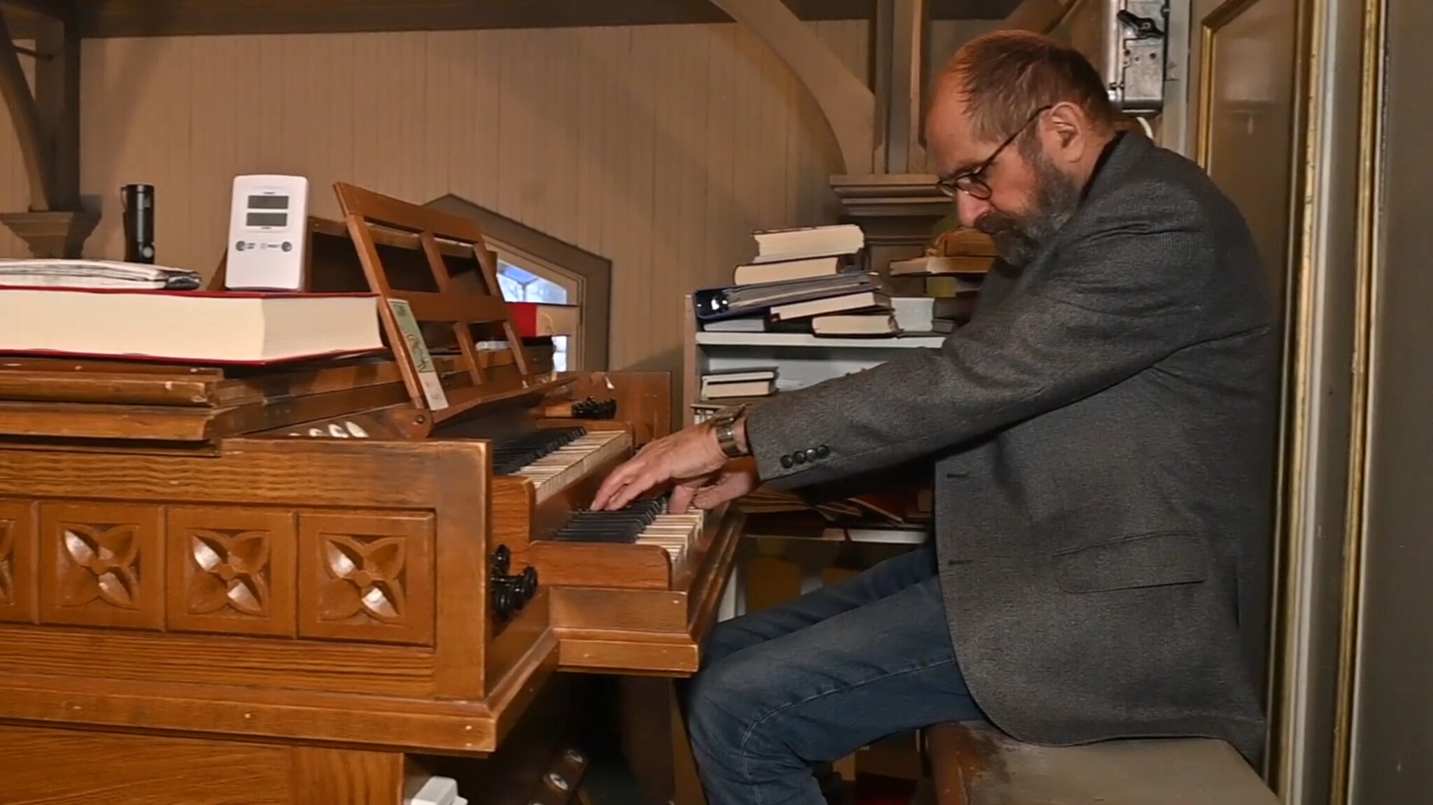 Håper på spleiselag for å få restaurert det 130 år gamle orgelet