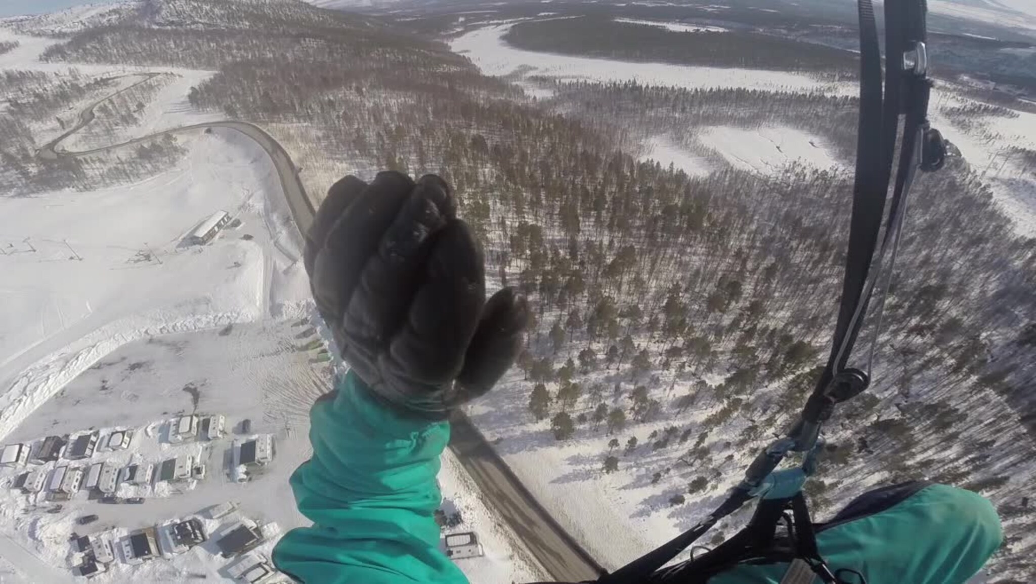 Eirik (27) elsker å være fri som fuglen