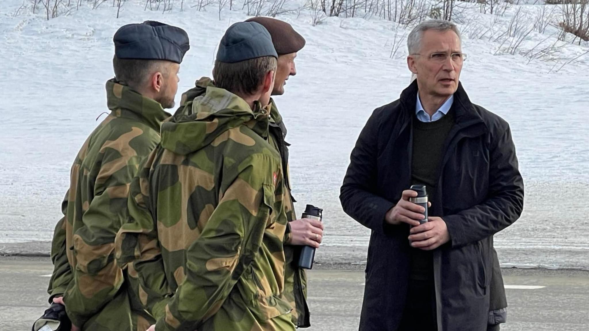 Stoltenberg på Bardufoss