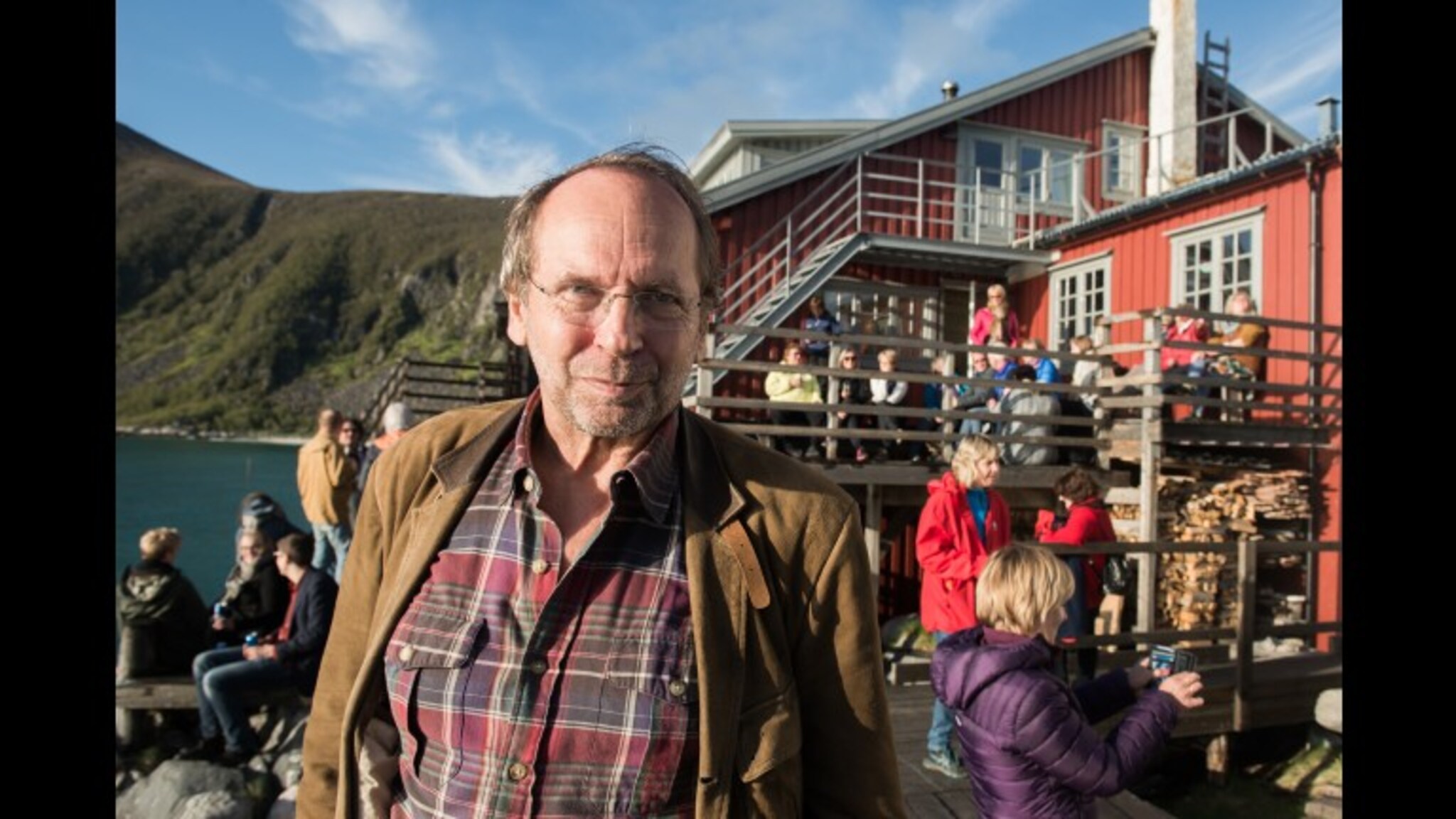 Ole Paus ærer Kråkeslottet som kulturskatt