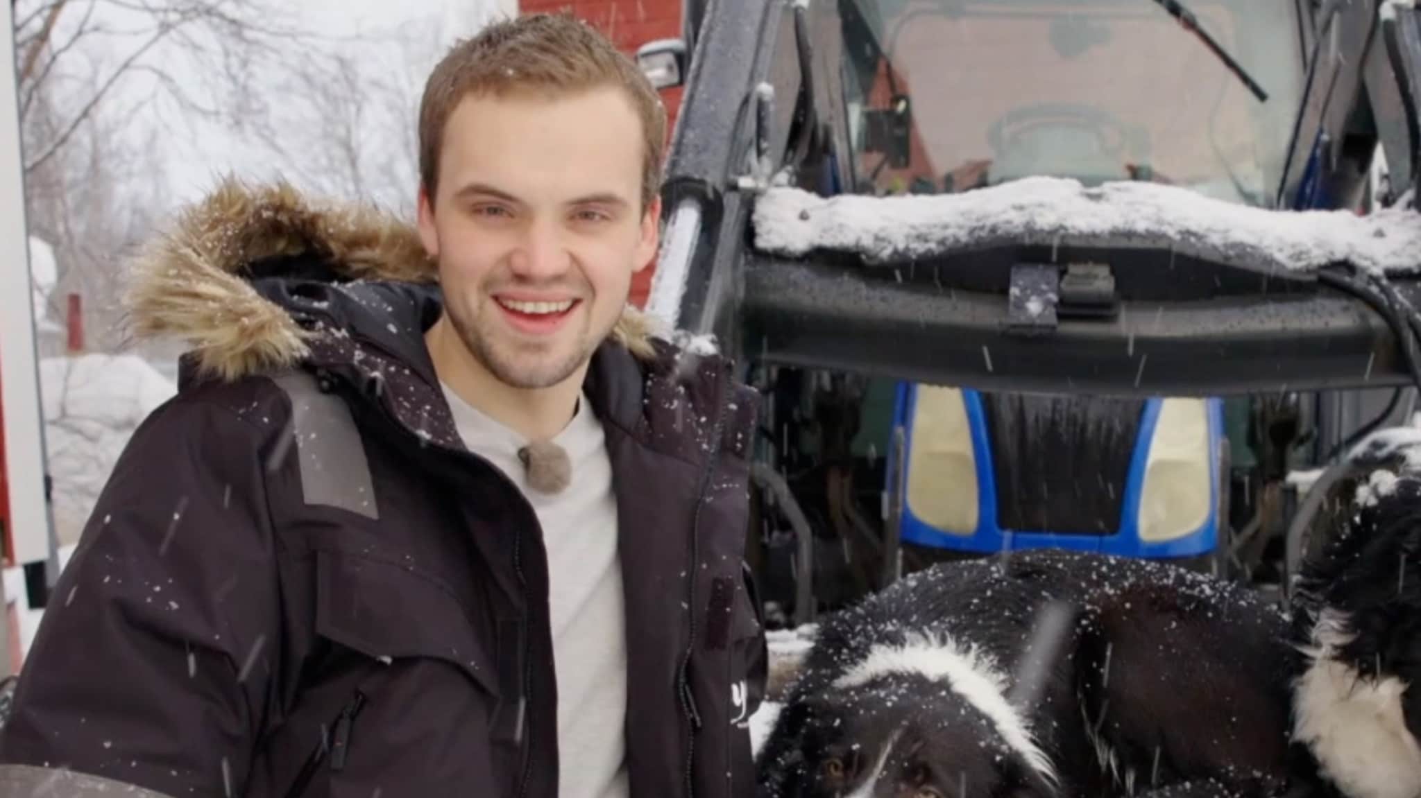Slik presenterer bonden fra Målselv seg