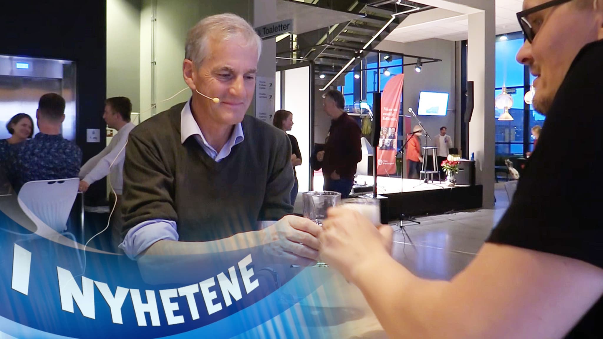 I Nyhetene: Over en øl med Støre