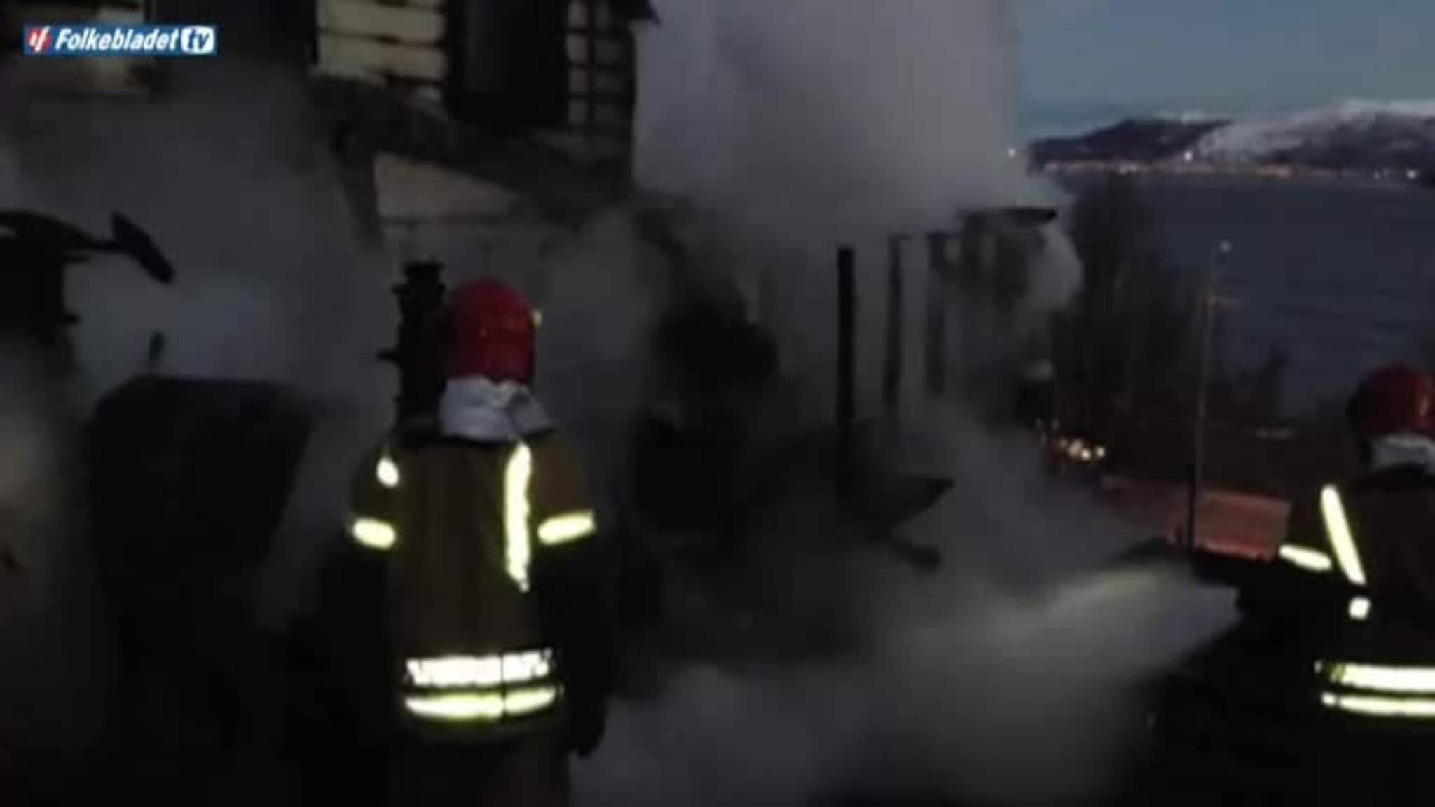 Hus rasert av brann