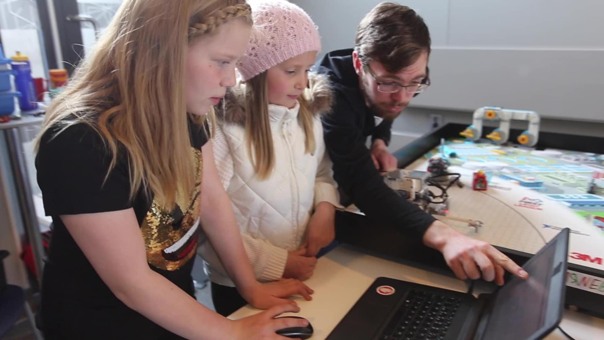 Fikk bryne seg på robot-Lego og hukommelse