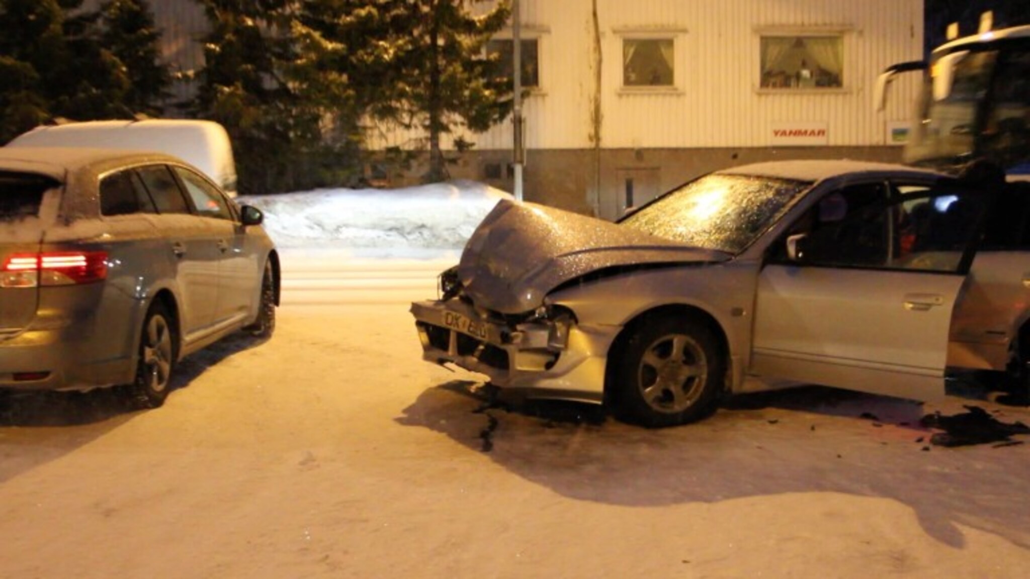 To biler i kollisjon