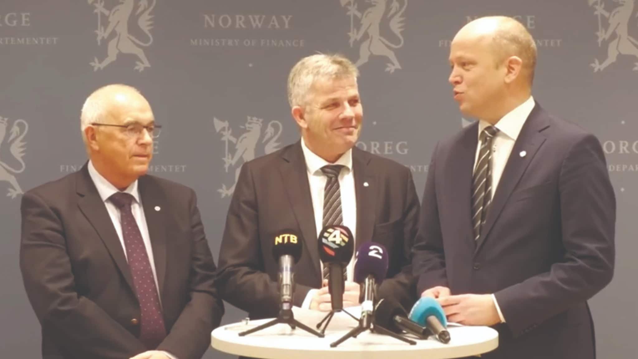 Direkte: Pressetreff etter møte om lakseskatt