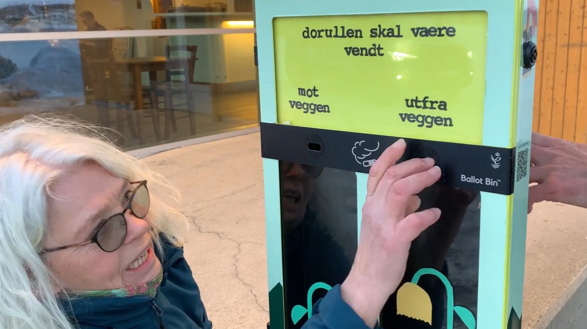 Her kan du kaste snusen og sneipen din samtidig som du løser et dilemma