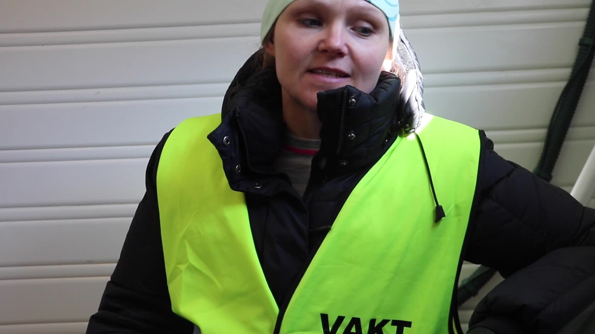 Ivrige isfiskere trosset vinden
