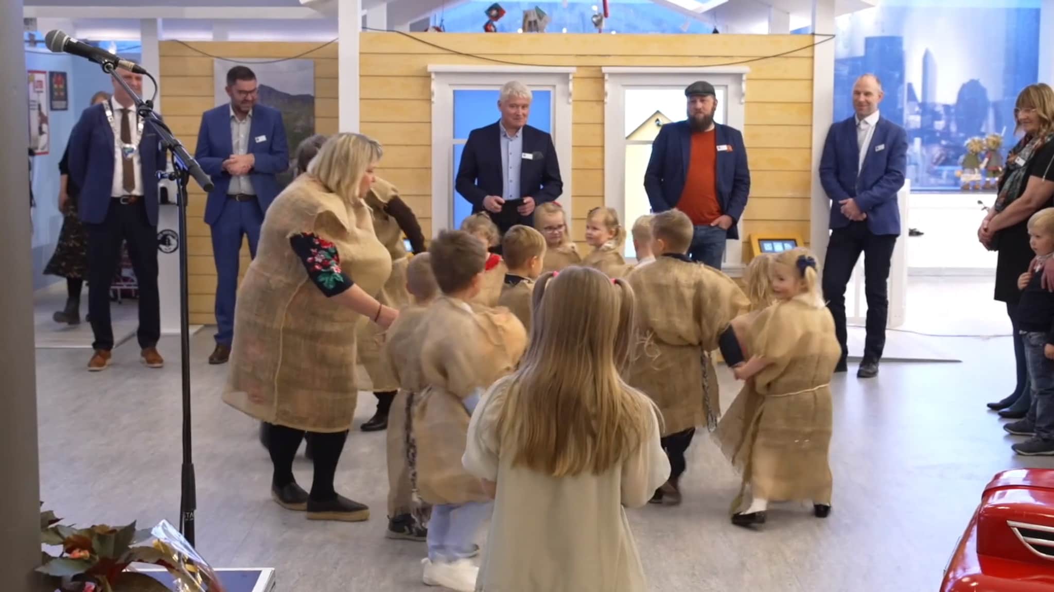 Slik ble barnemuséet på Finnsnes åpnet