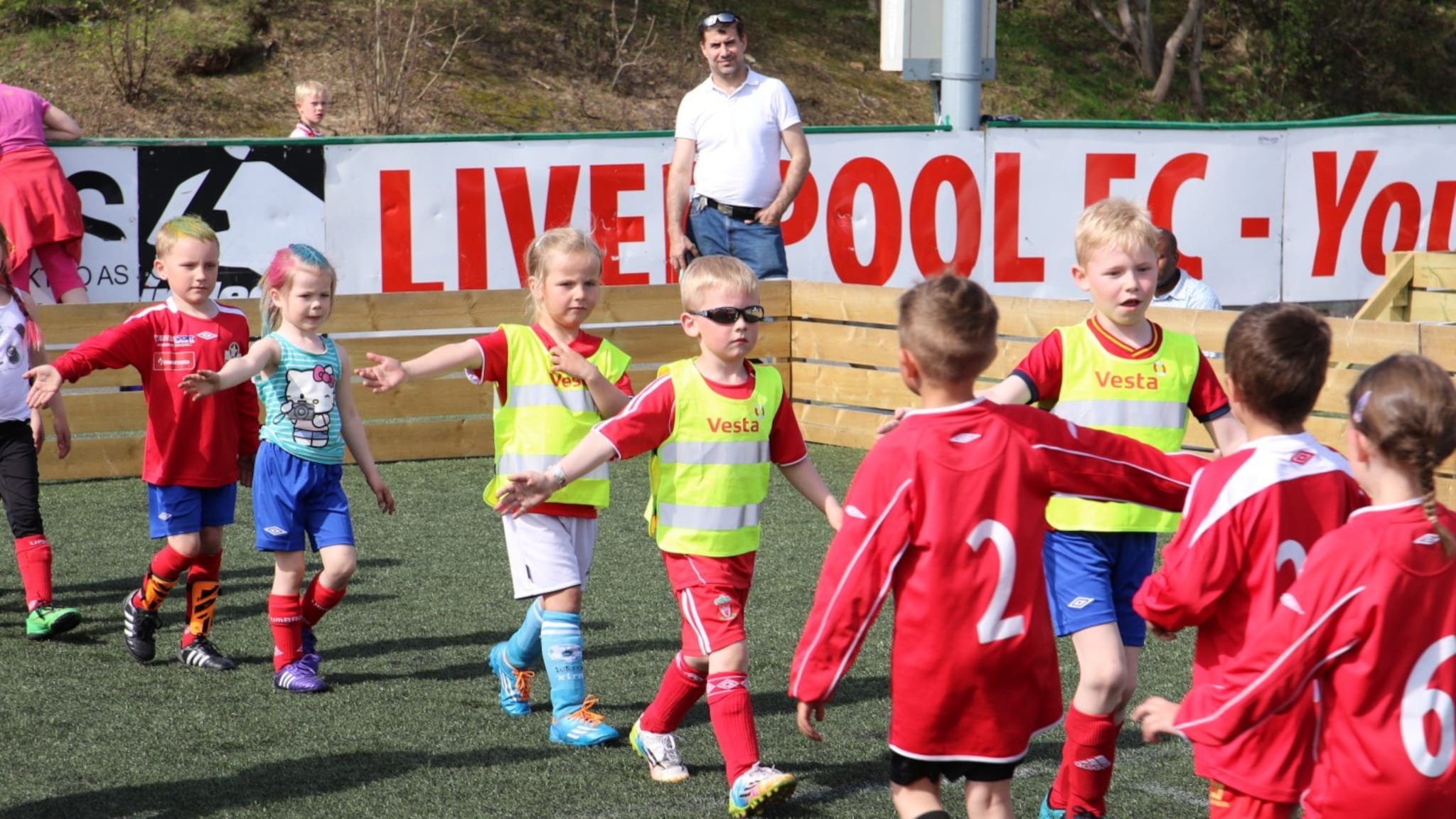 Direkte: Se fra Eat Move Sleep cup på Finnsnes