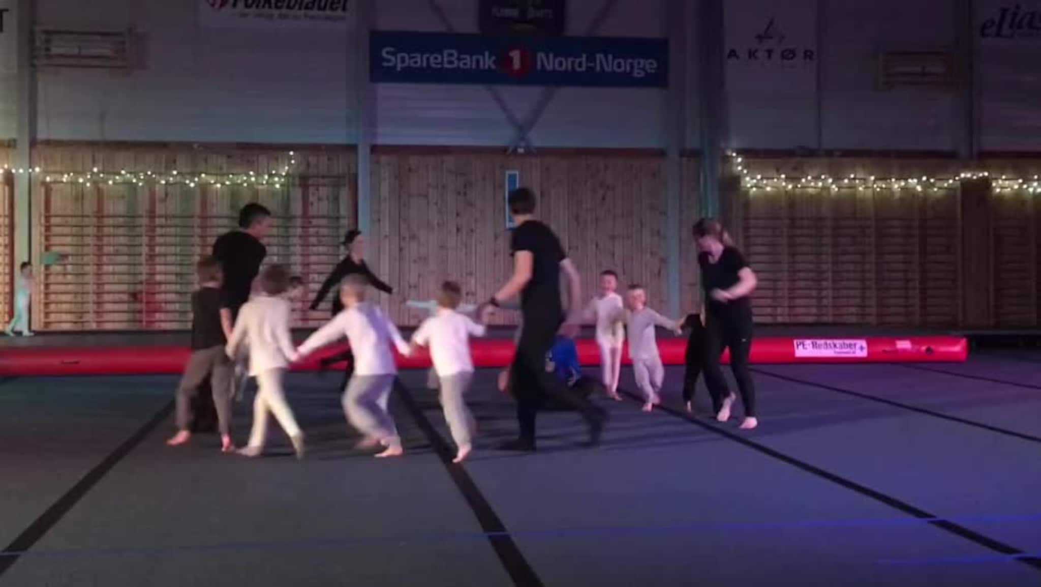 Full fart på Senjas juleoppvisning