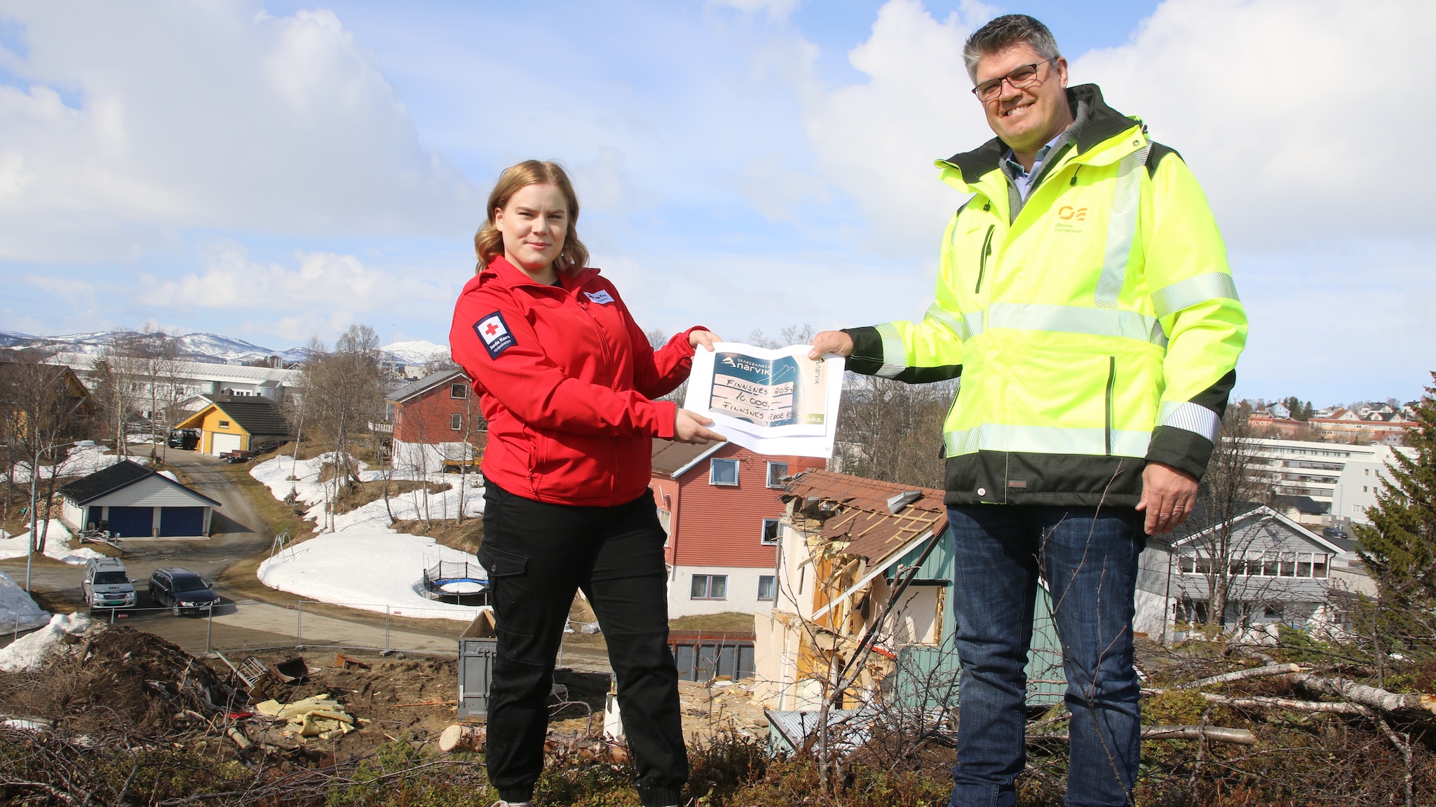 Startet leilighetsprosjekt med å donere penger til Røde Kors
