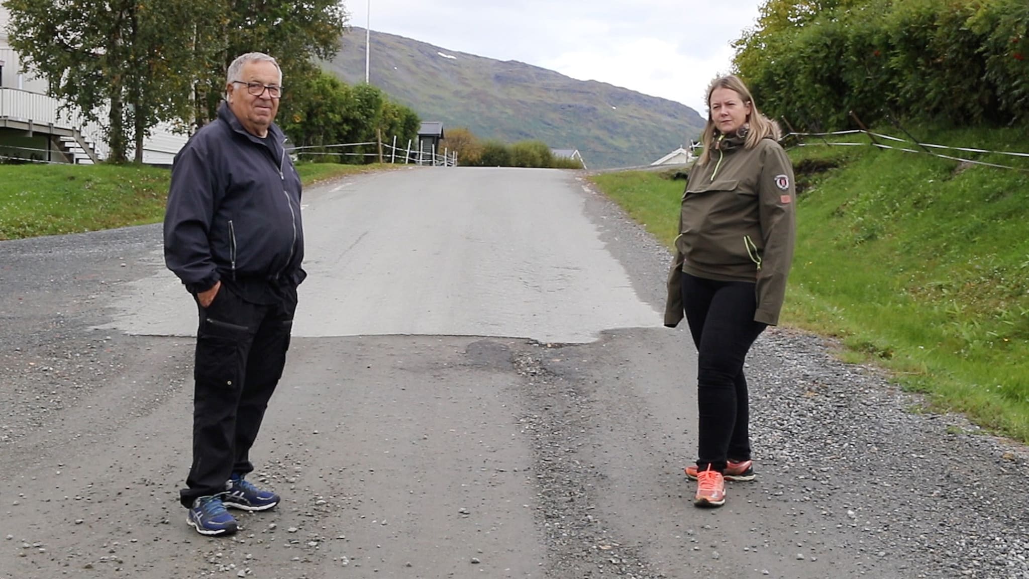 Fortviler over uferdig vei — får gladmelding