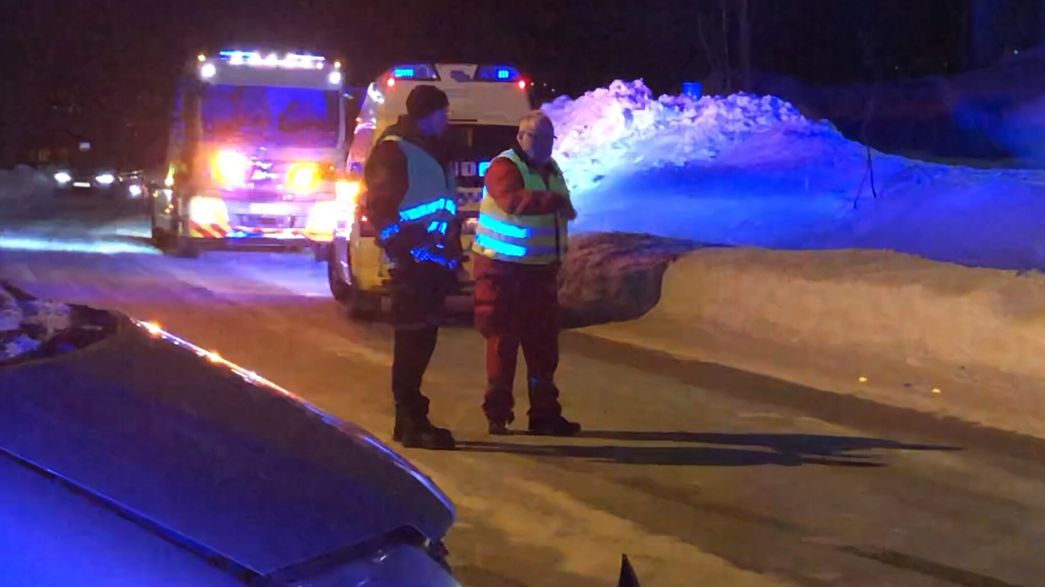 Ble sittende fastklemt etter kollisjon