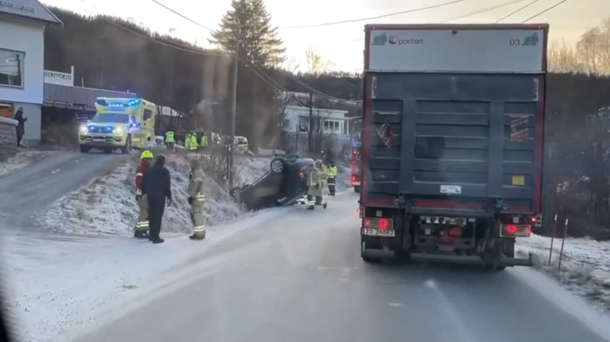 Bil på taket i Sørreisa