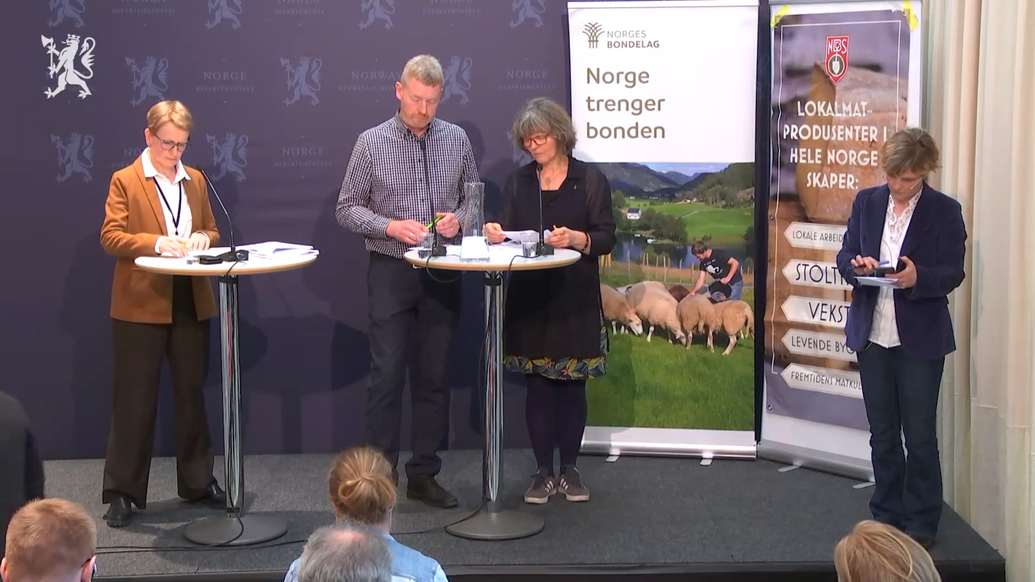 Direkte: Legger frem jordbrukskrav