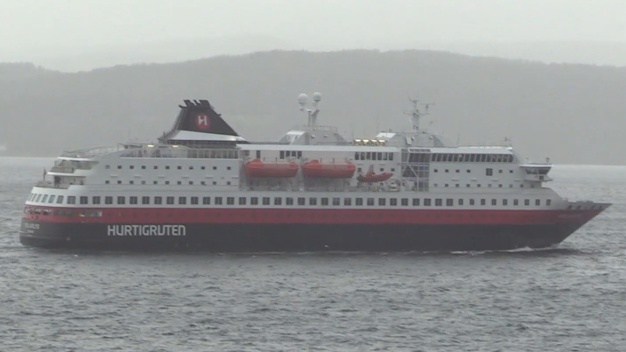 Været satte stopper for Hurtigruten på Finnsnes