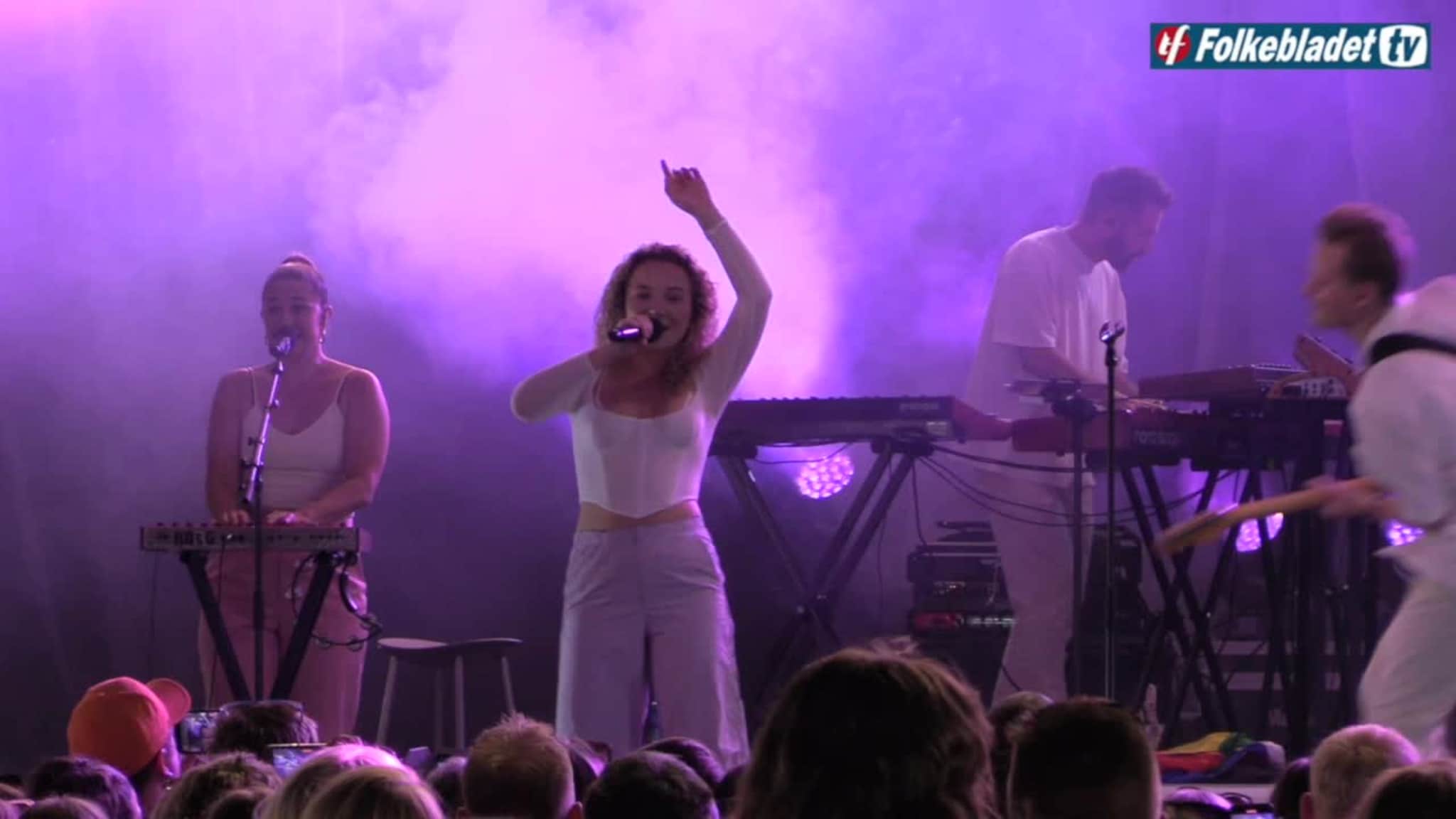 Emma Steinbaken fyrte av Finnsnes i fest