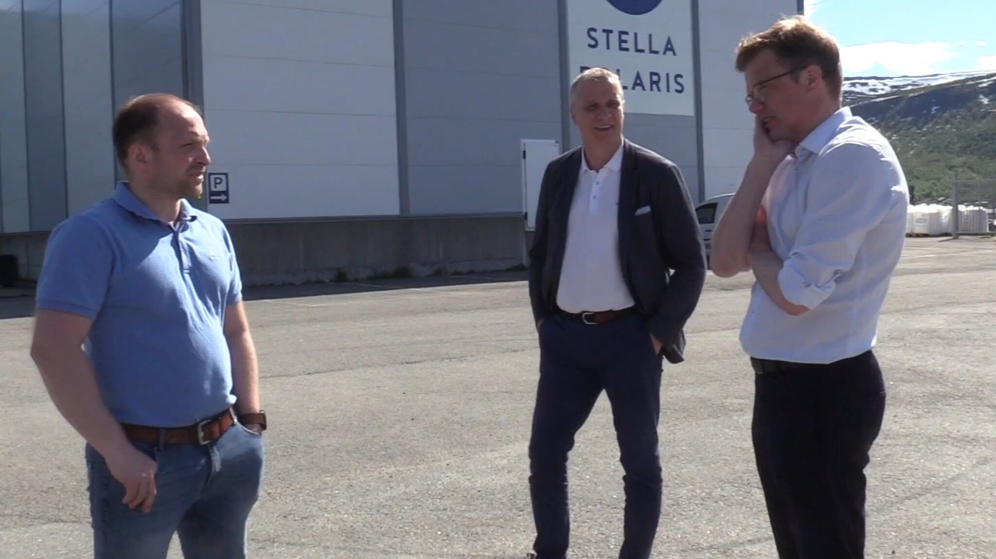 Hadde med seg gladnyheter til Kårvikhamn