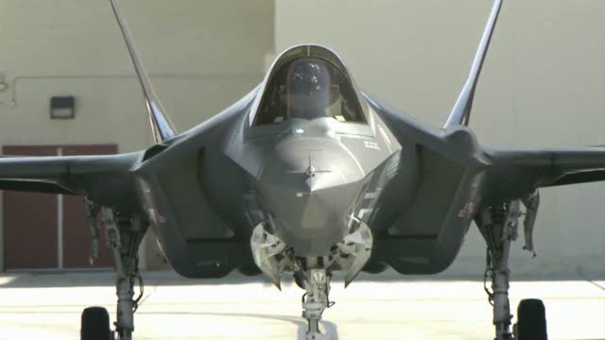 Her er Norges omstridte kampfly