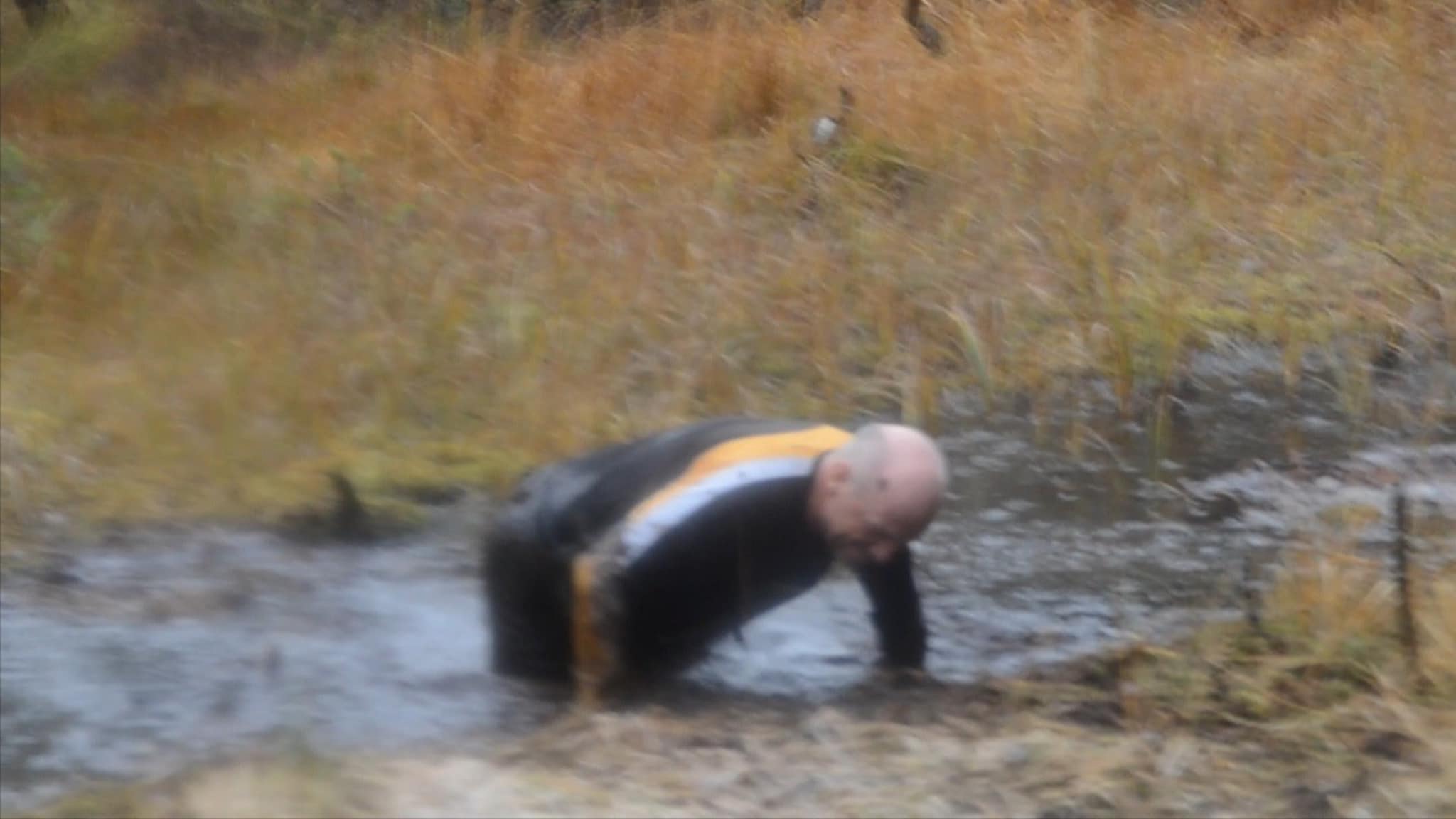 På tryne i gjørma og rett gjennom stua