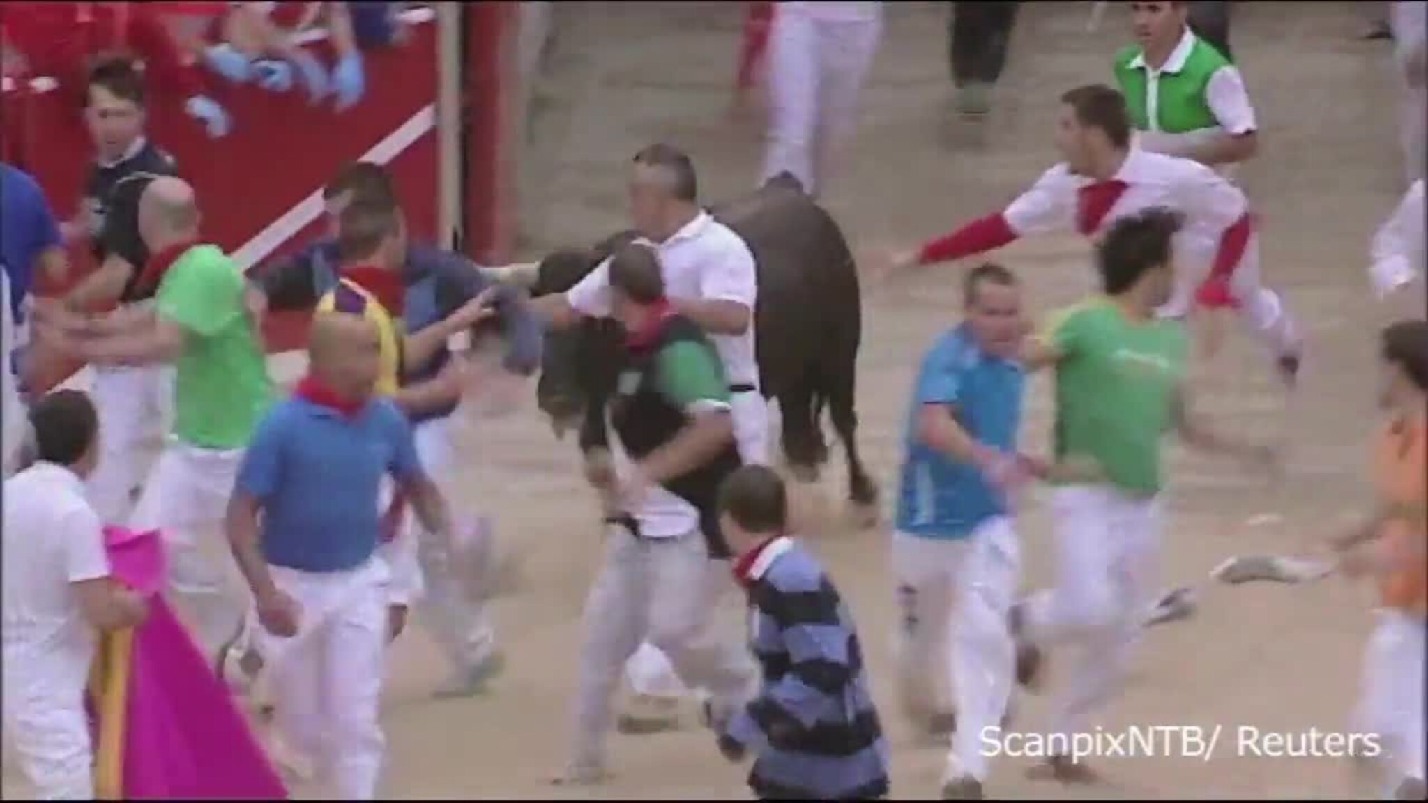 Se okseløpet i Pamplona