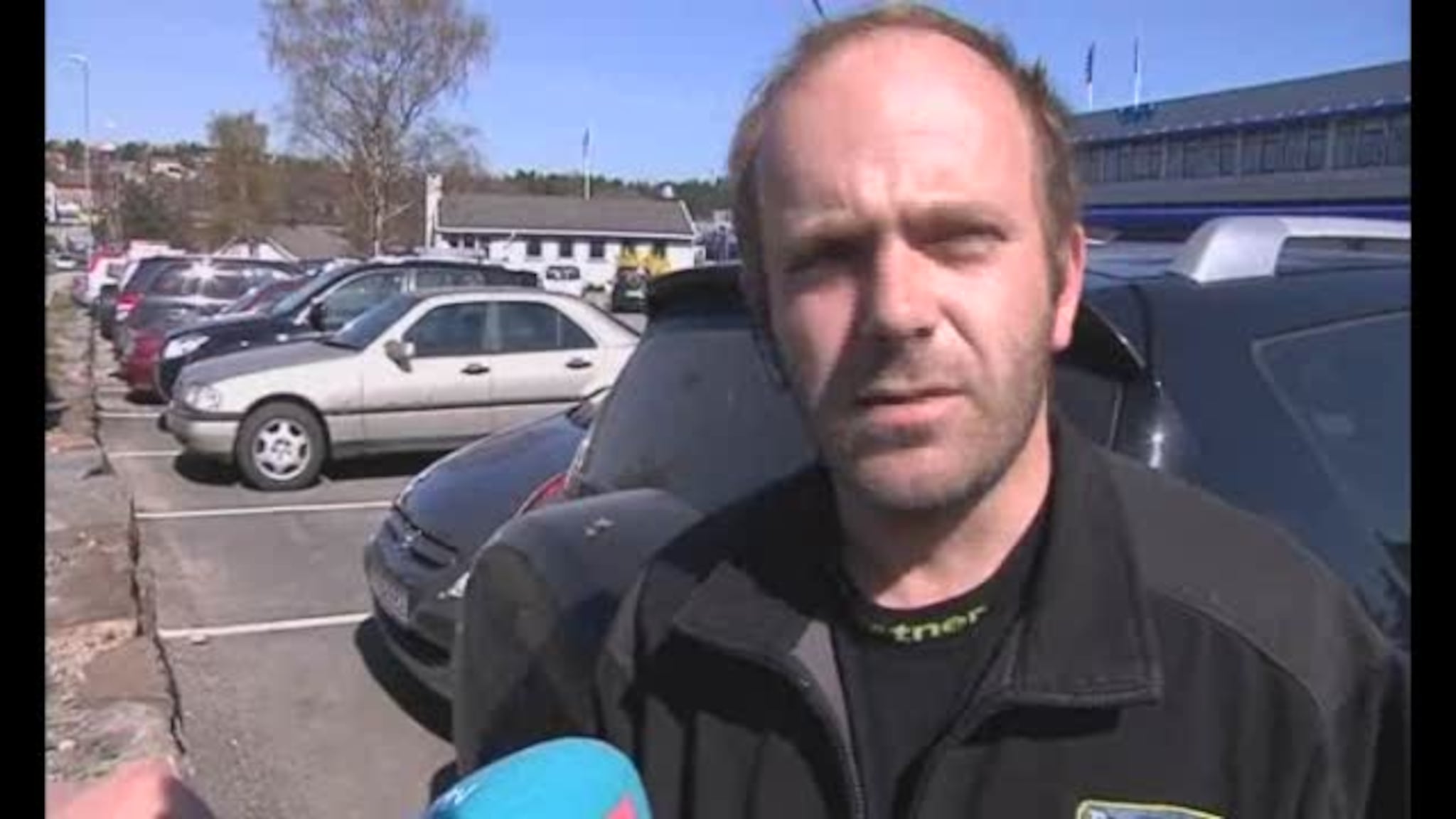 Øyenvitne: - Jeg så bilen i lufta