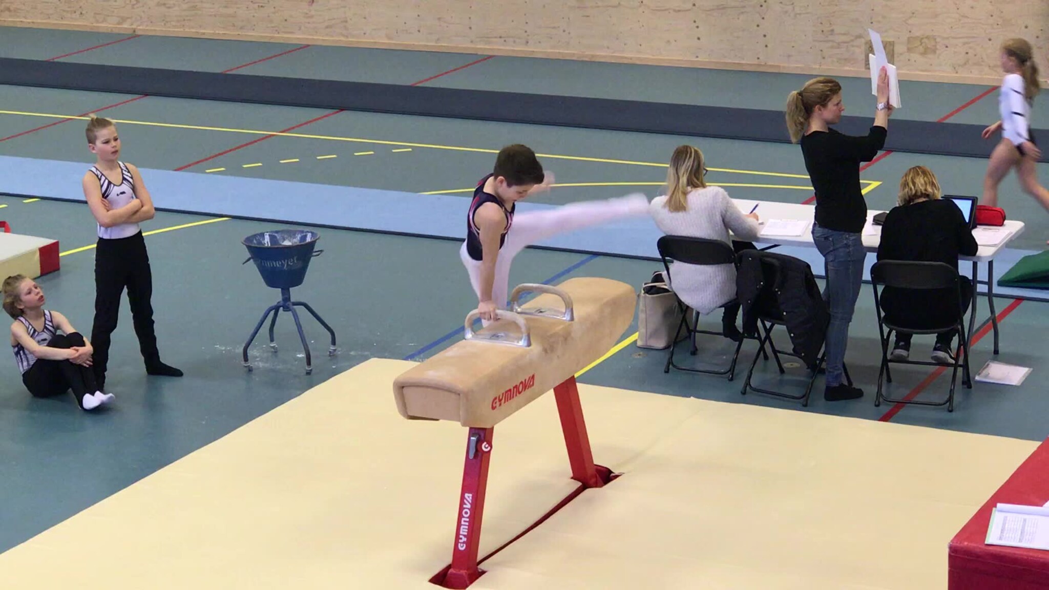 Vågsbygd Turn-utøver i bøylehest