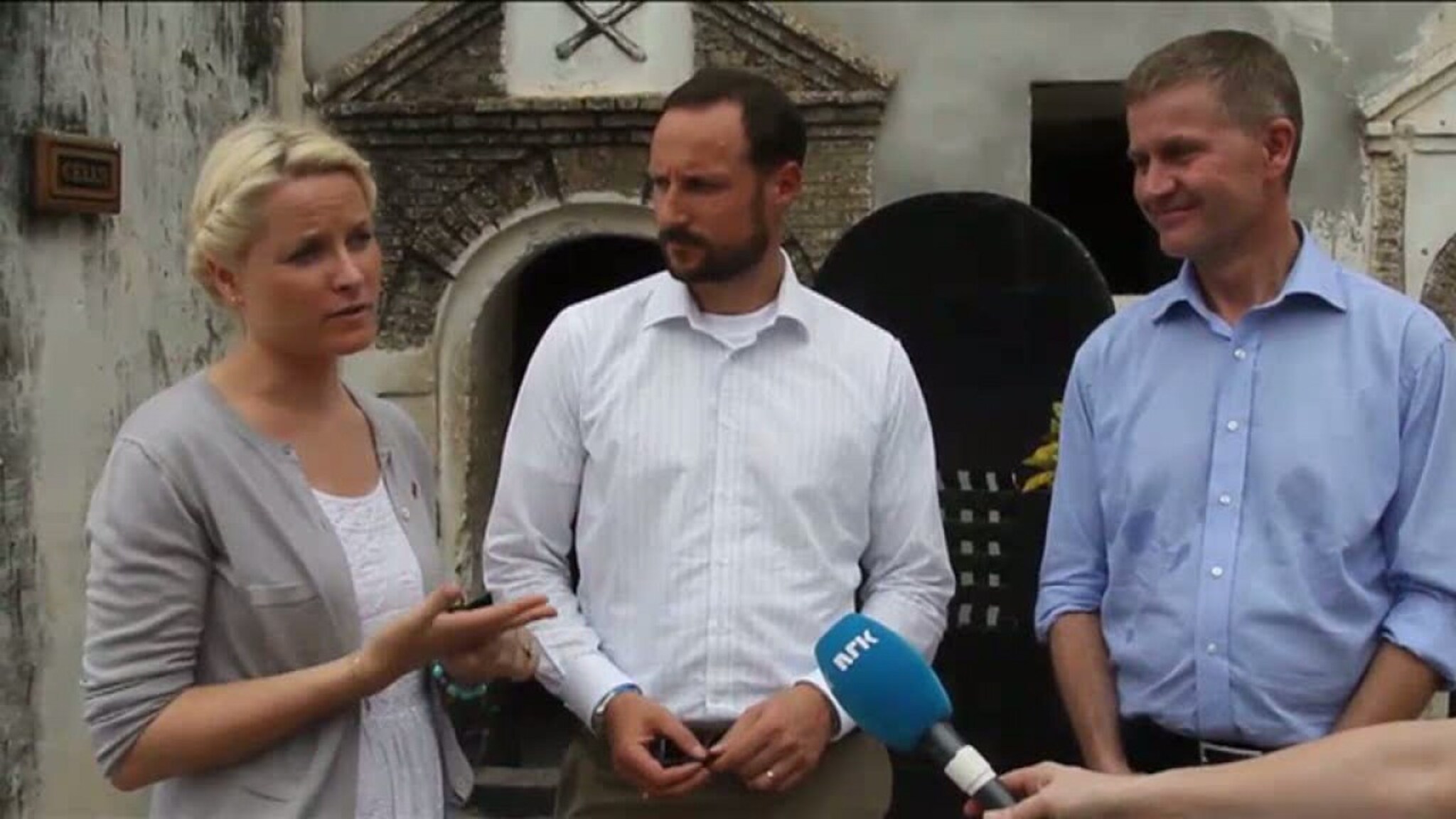 Kronprinsparet mottatt av landshøvdingen i Ghana