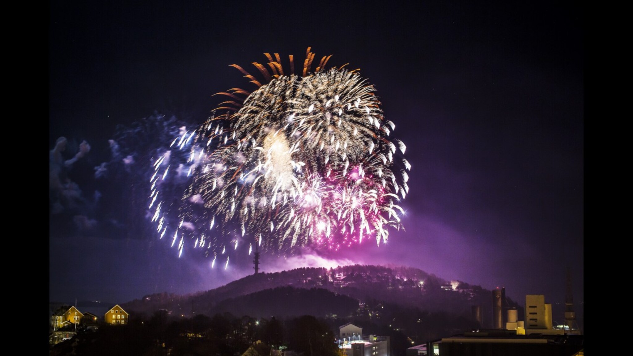 Se fyrverkeriet over Kristiansand