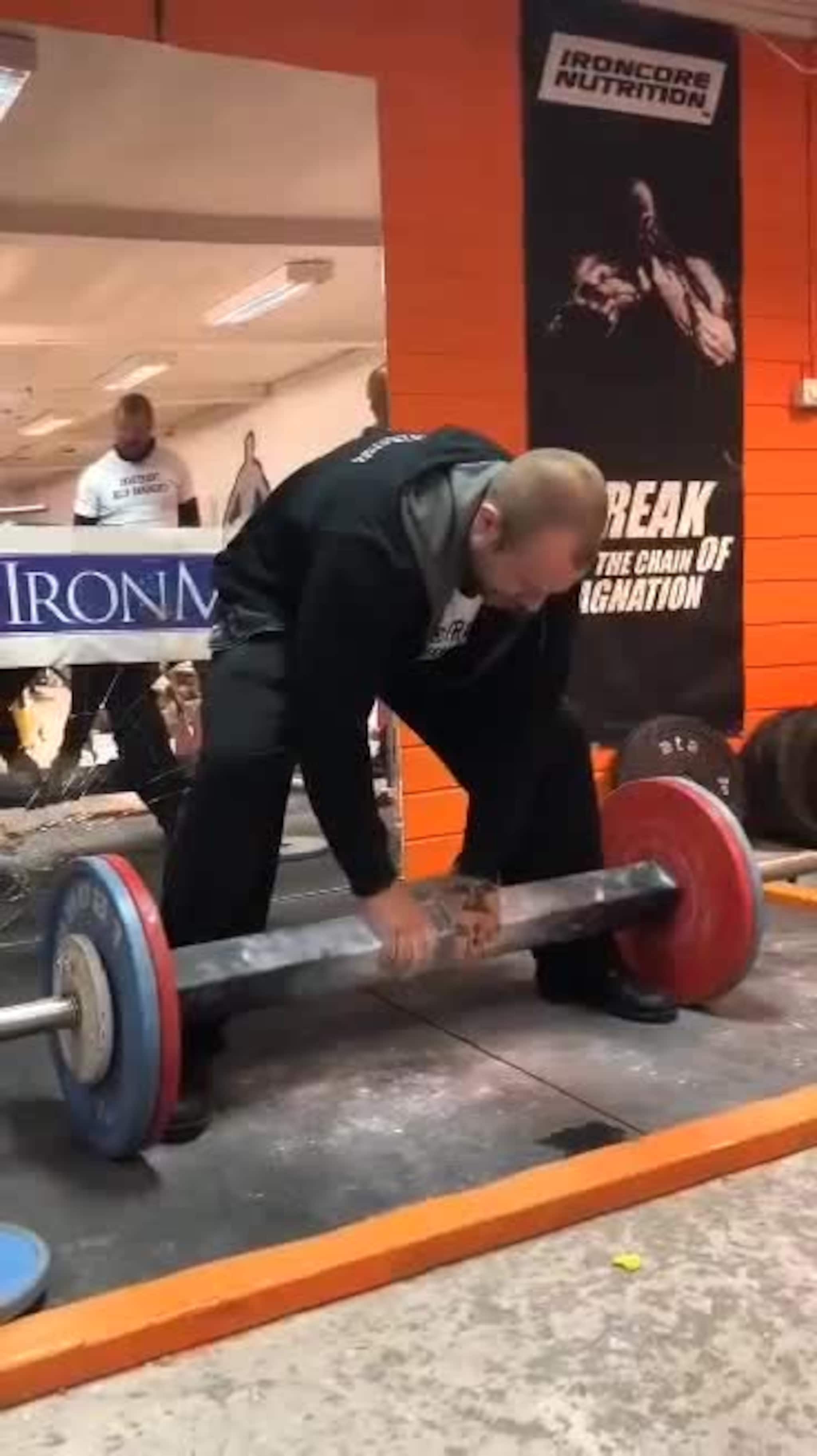 Video: Thomas Larsen i saxon bar