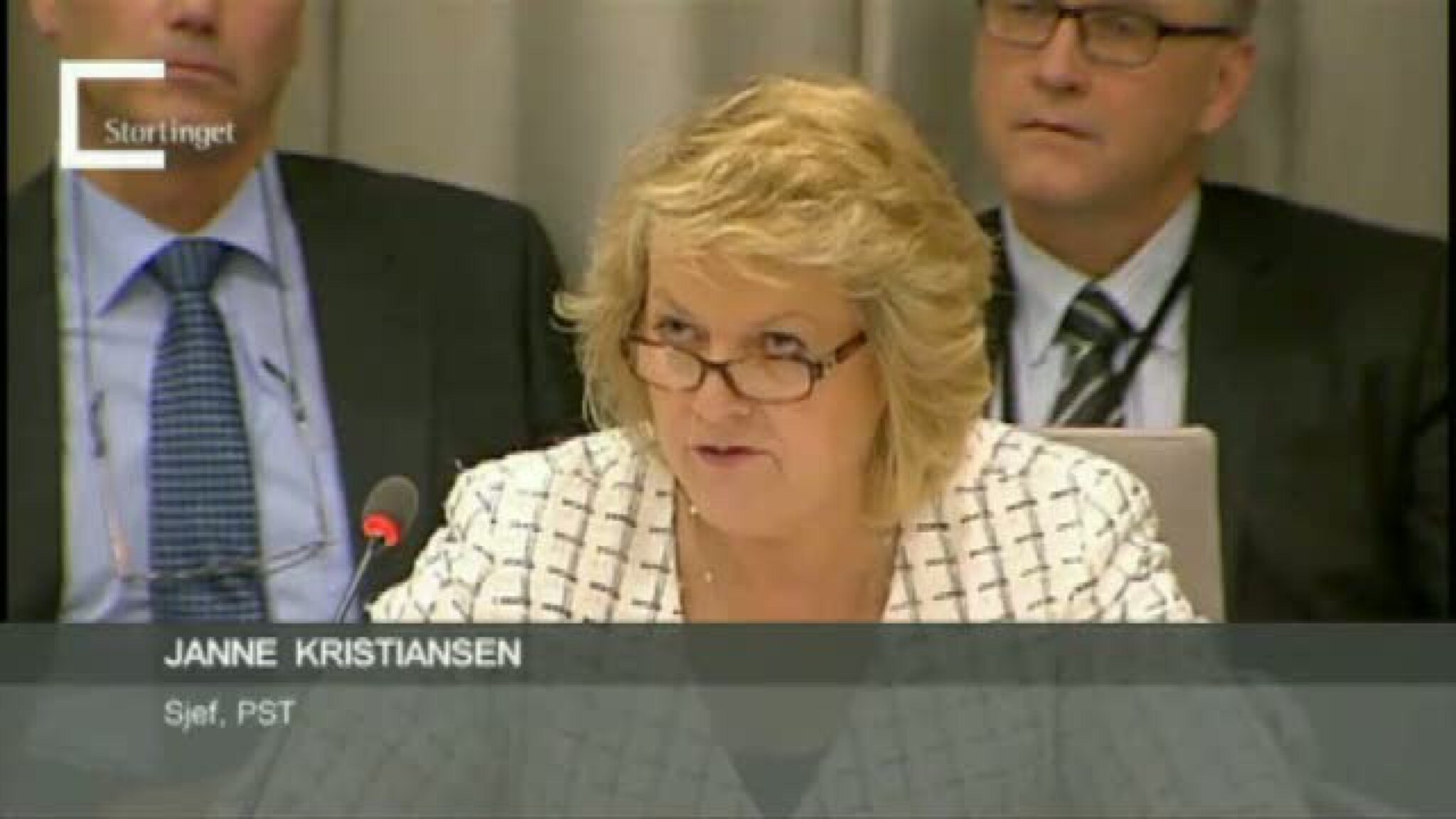 Her forsnakker PST-sjefen seg