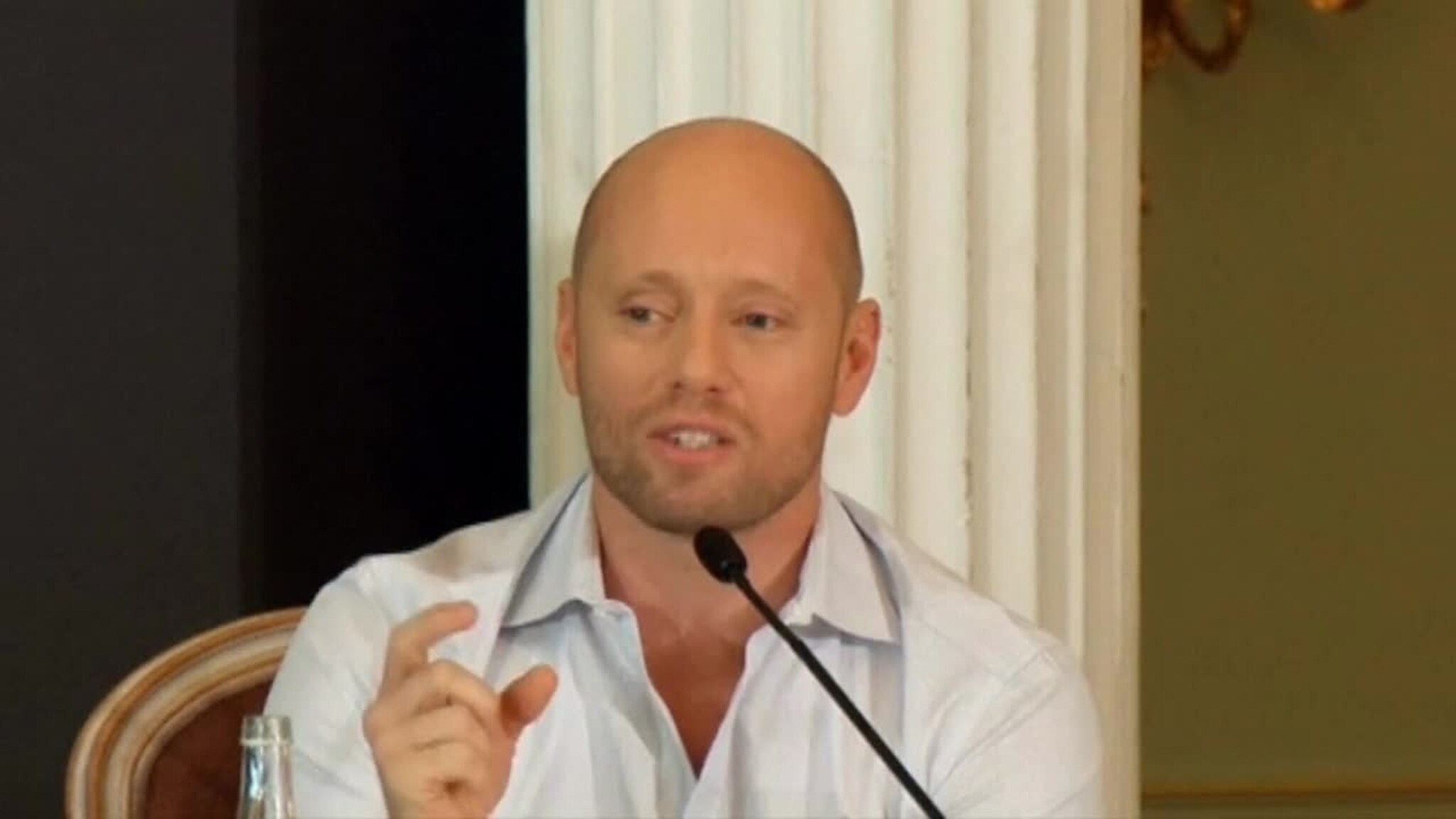 Aksel Hennie: - Føler meg som en fyrstikkmann ved siden av Hercules