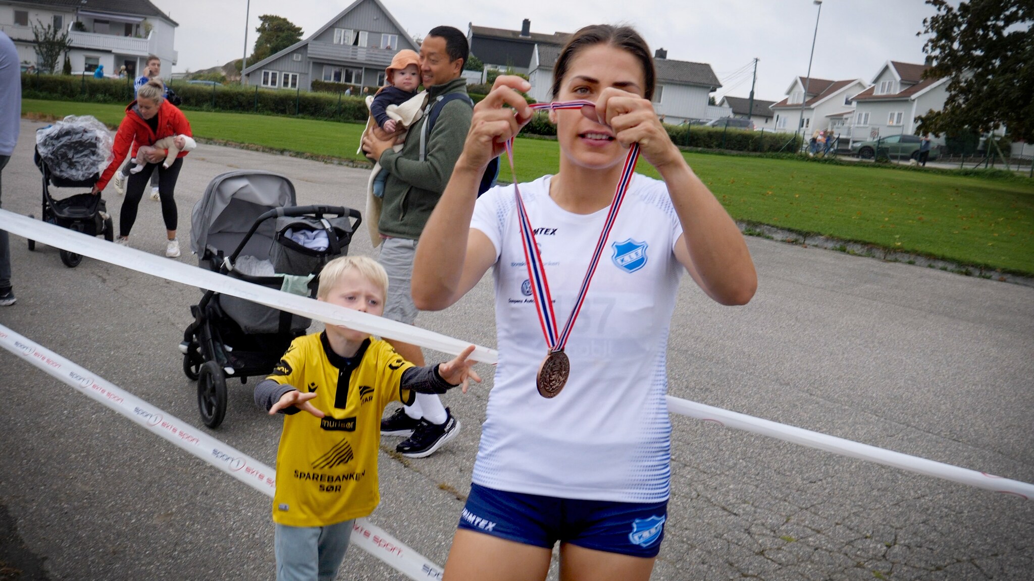 VIDEO: Svein (5) gråt av skuffelse da mamma Trine vant imponerende bronse