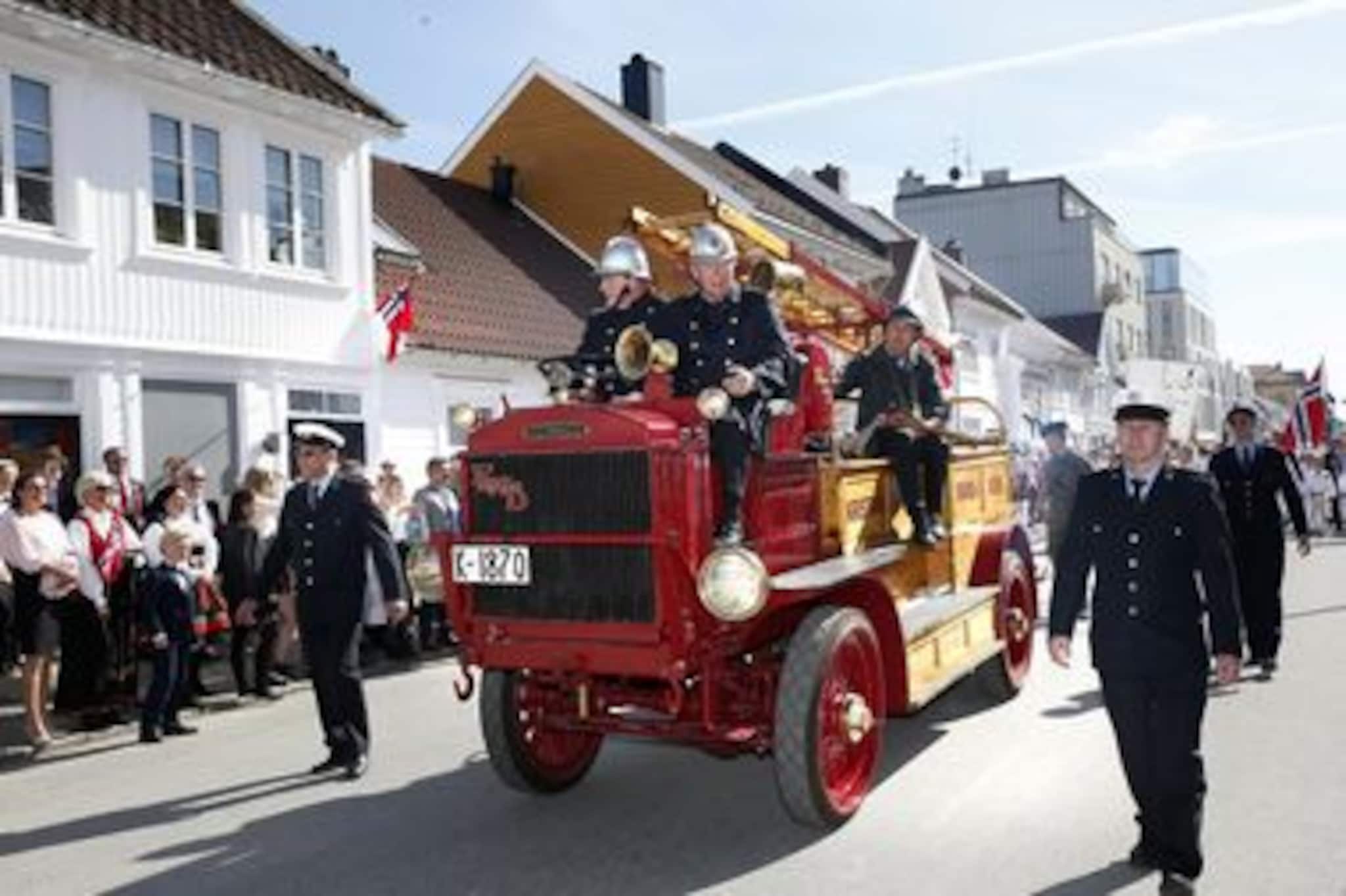 Direkte: Se borgertoget i Kristiansand her