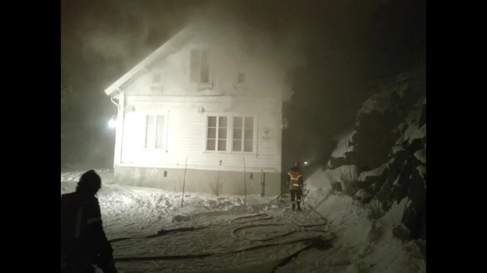 Kraftig røykutvikling på Odderøya