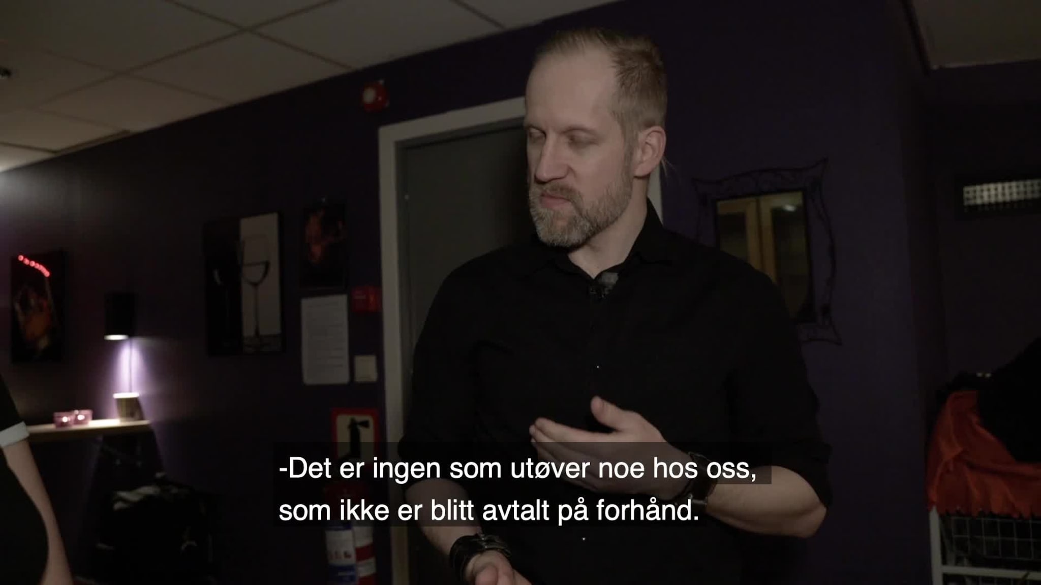 Fargekodene rosa og rødt