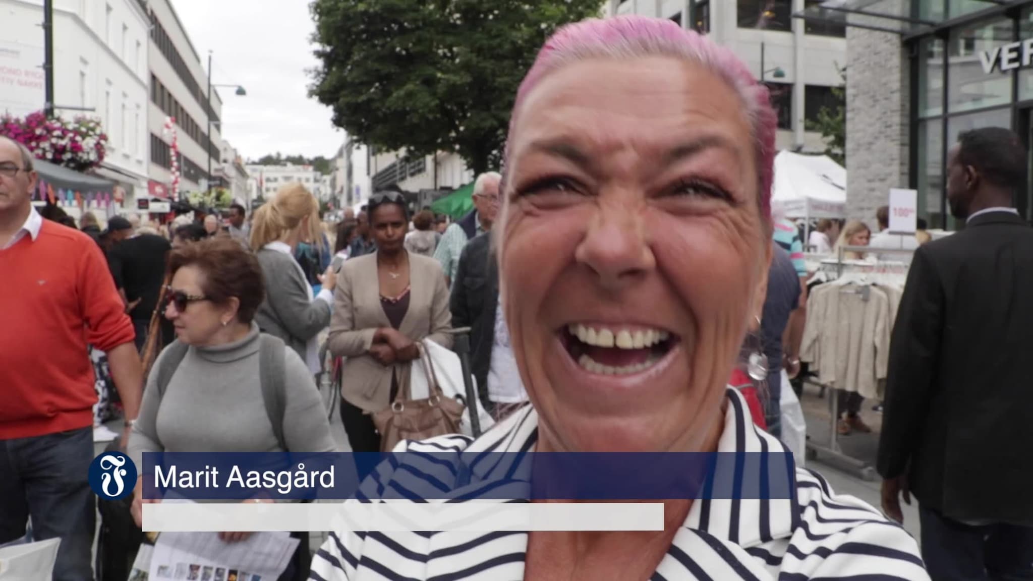 - Har aldri vært så mye folk på Handelens dag