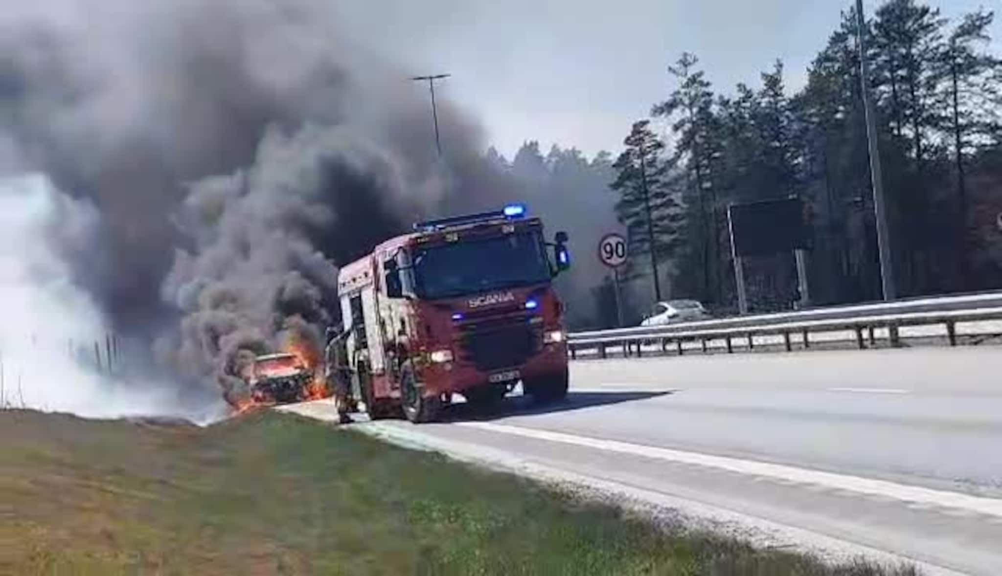 Bilbrann på E18