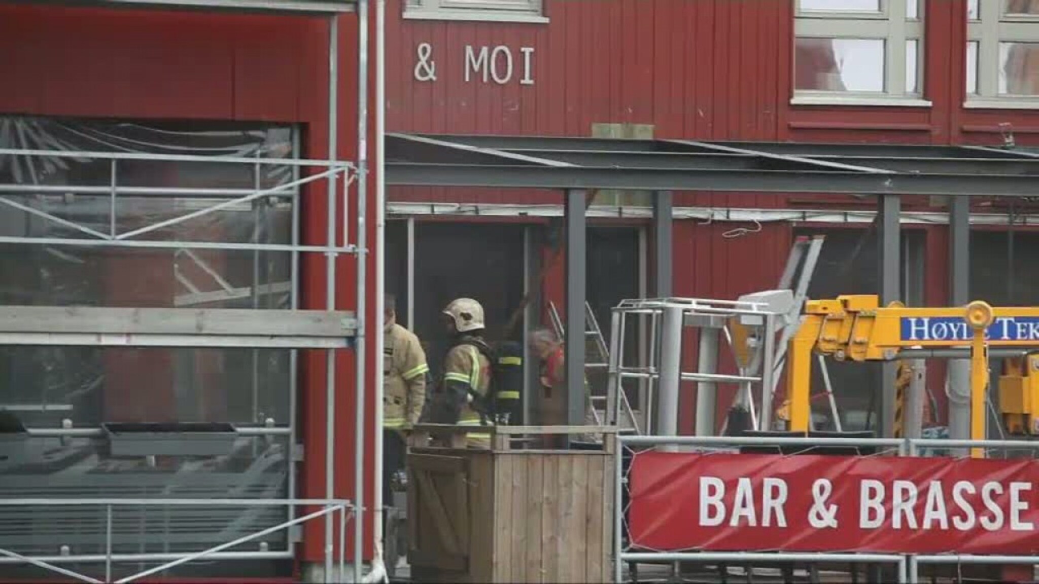 Brann på Bølgen &amp; Moi