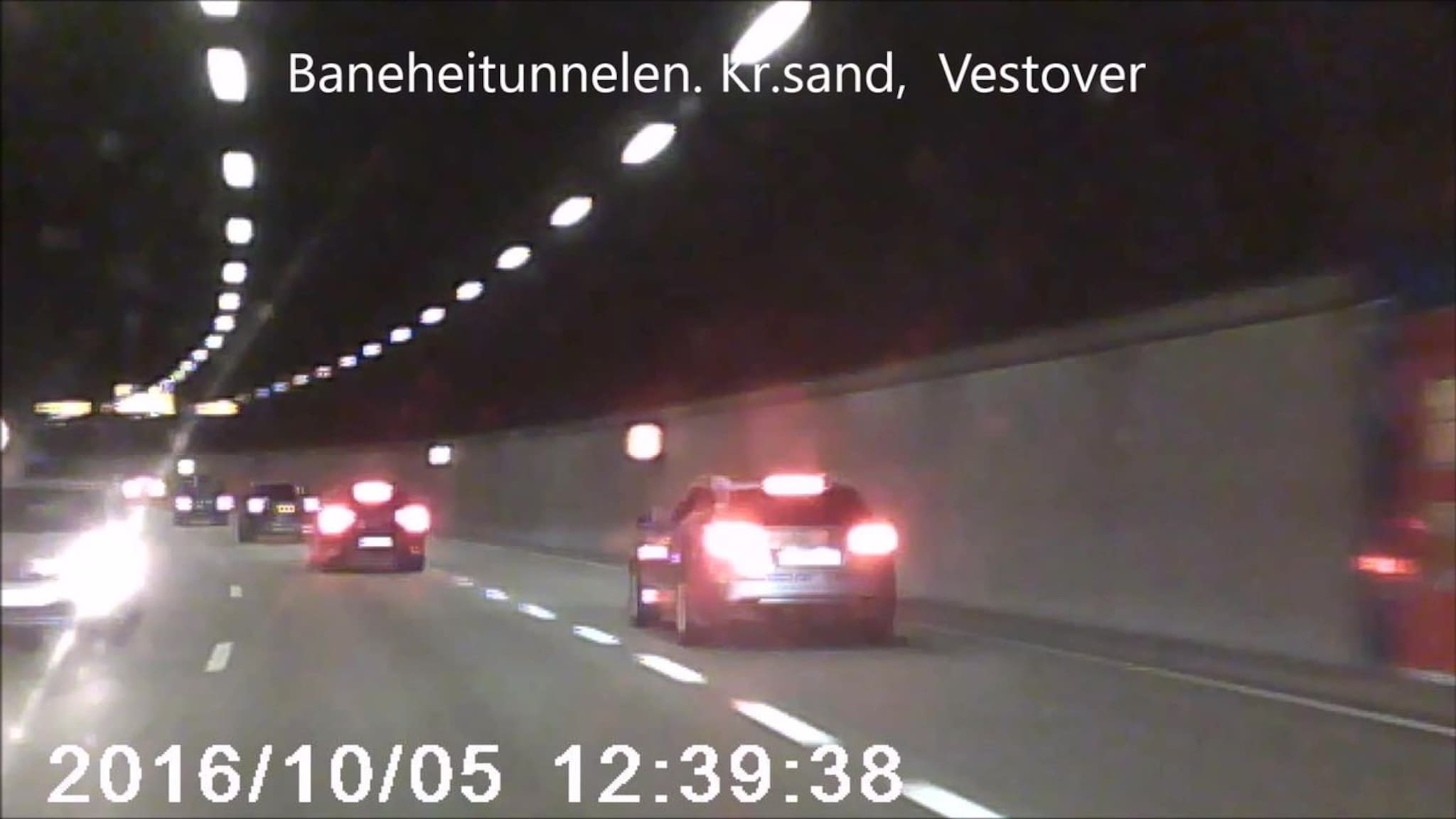 Møter bil imot i Baneheitunnelen