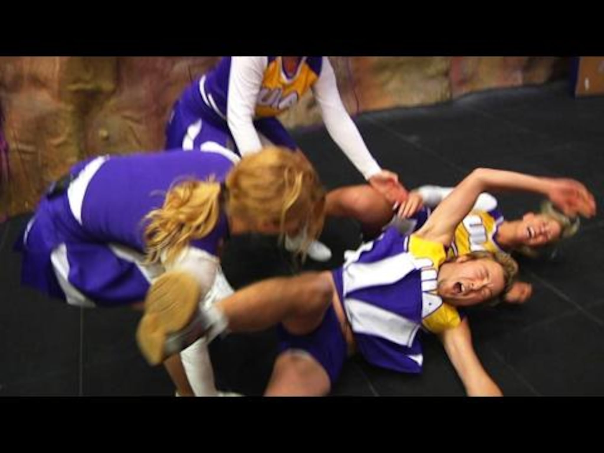 Episode 12: Jim prøver seg som Cheerleader