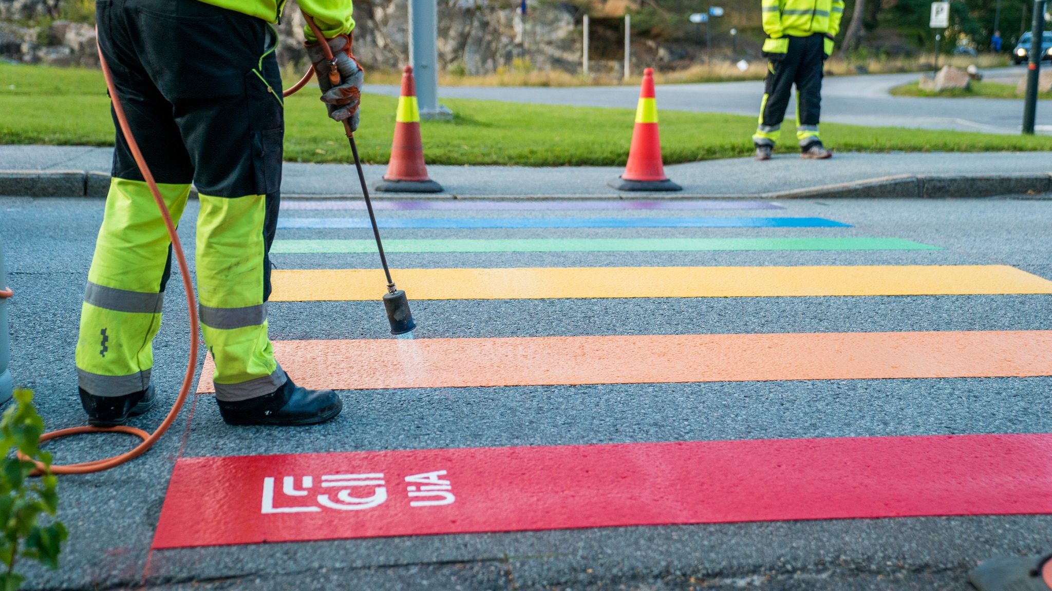 Her er Norges første pride-fotgjengerfelt
